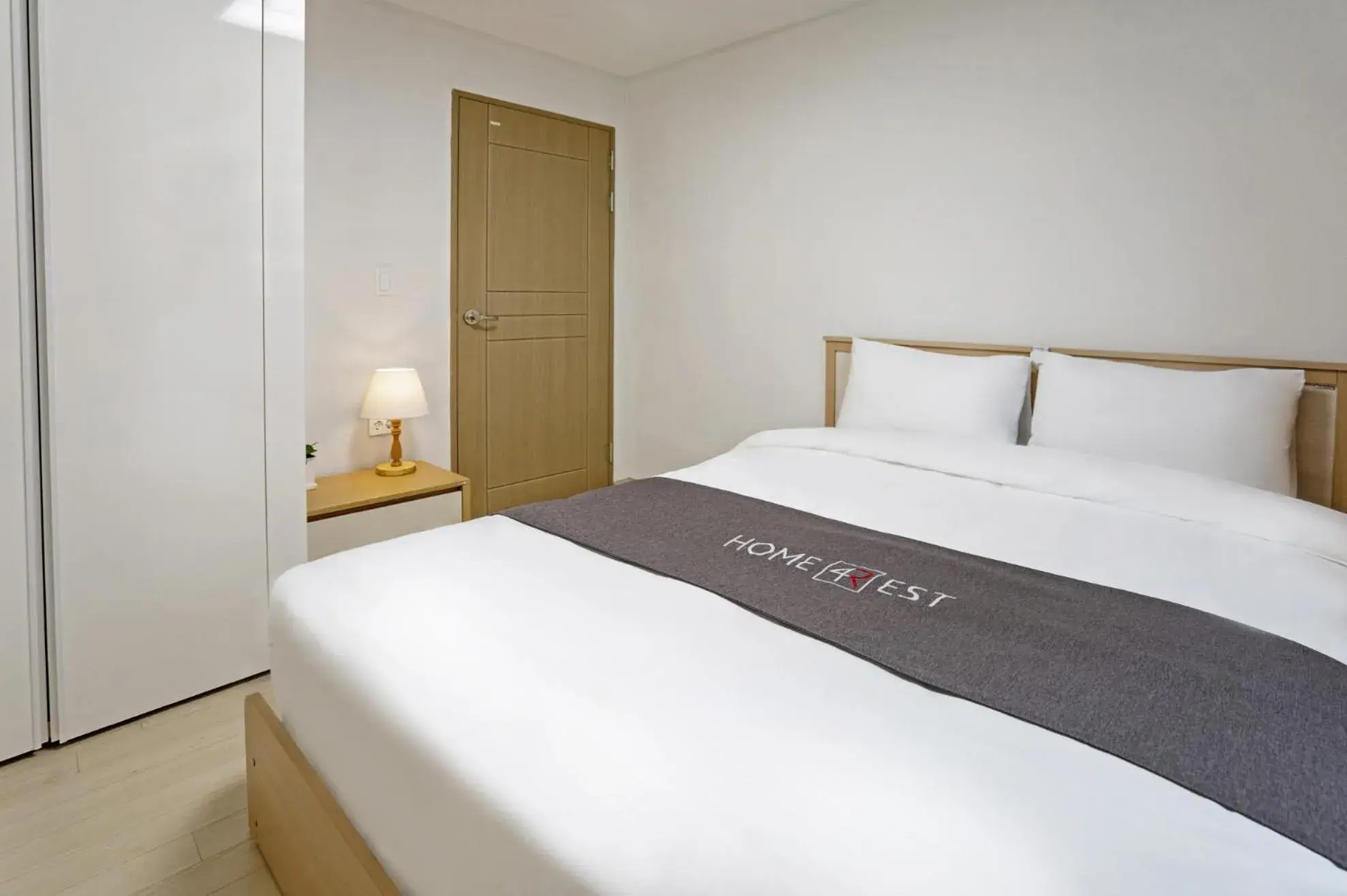 Bed in Home Fourest Residence Hotel Okpo Bed in Home Fourest Residence Hotel Okpo