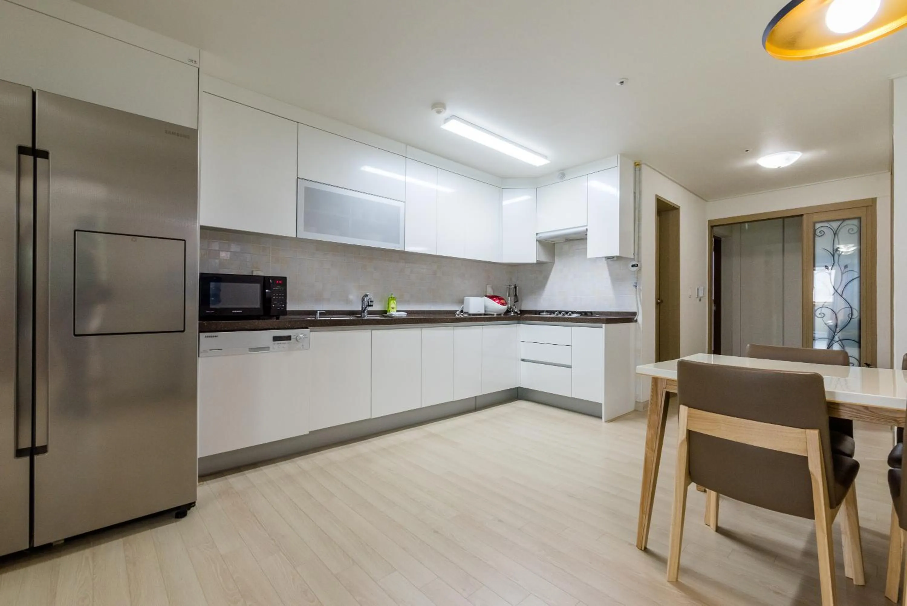 Home Fourest Residence Hotel Okpo