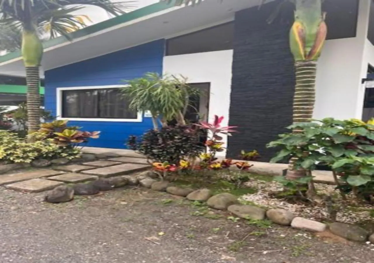 Facade/entrance in Residencias Arenal