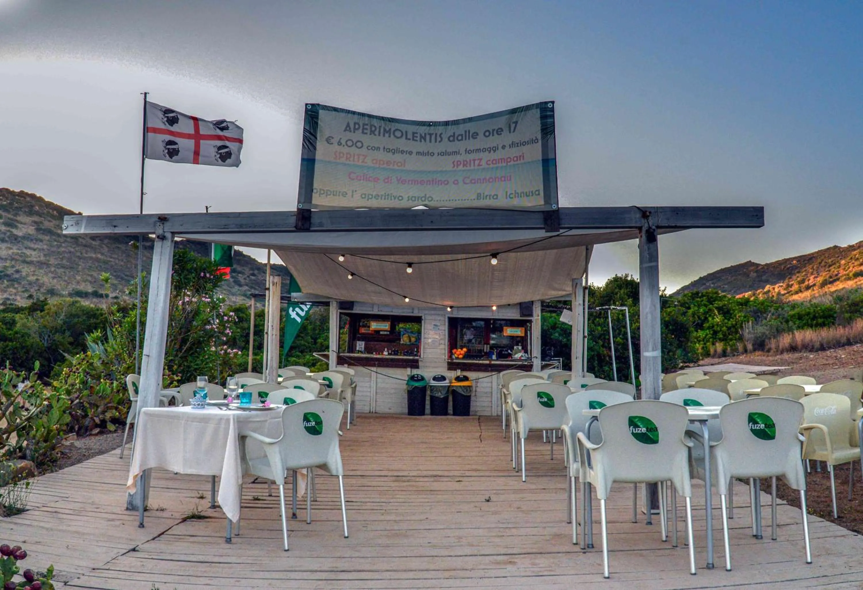 Restaurant/places to eat in Hotel L'Oleandro