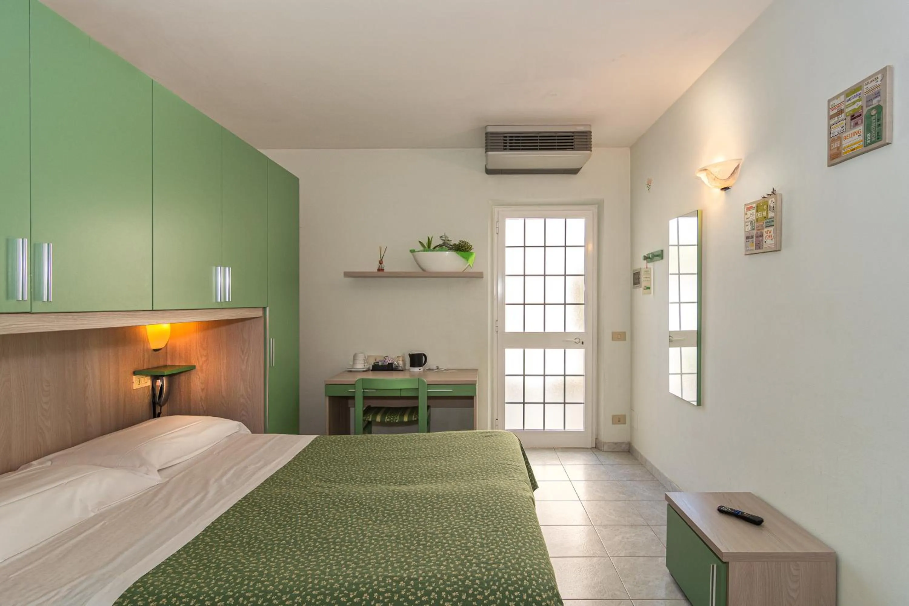 Photo of the whole room, Bed in Hotel Mariani