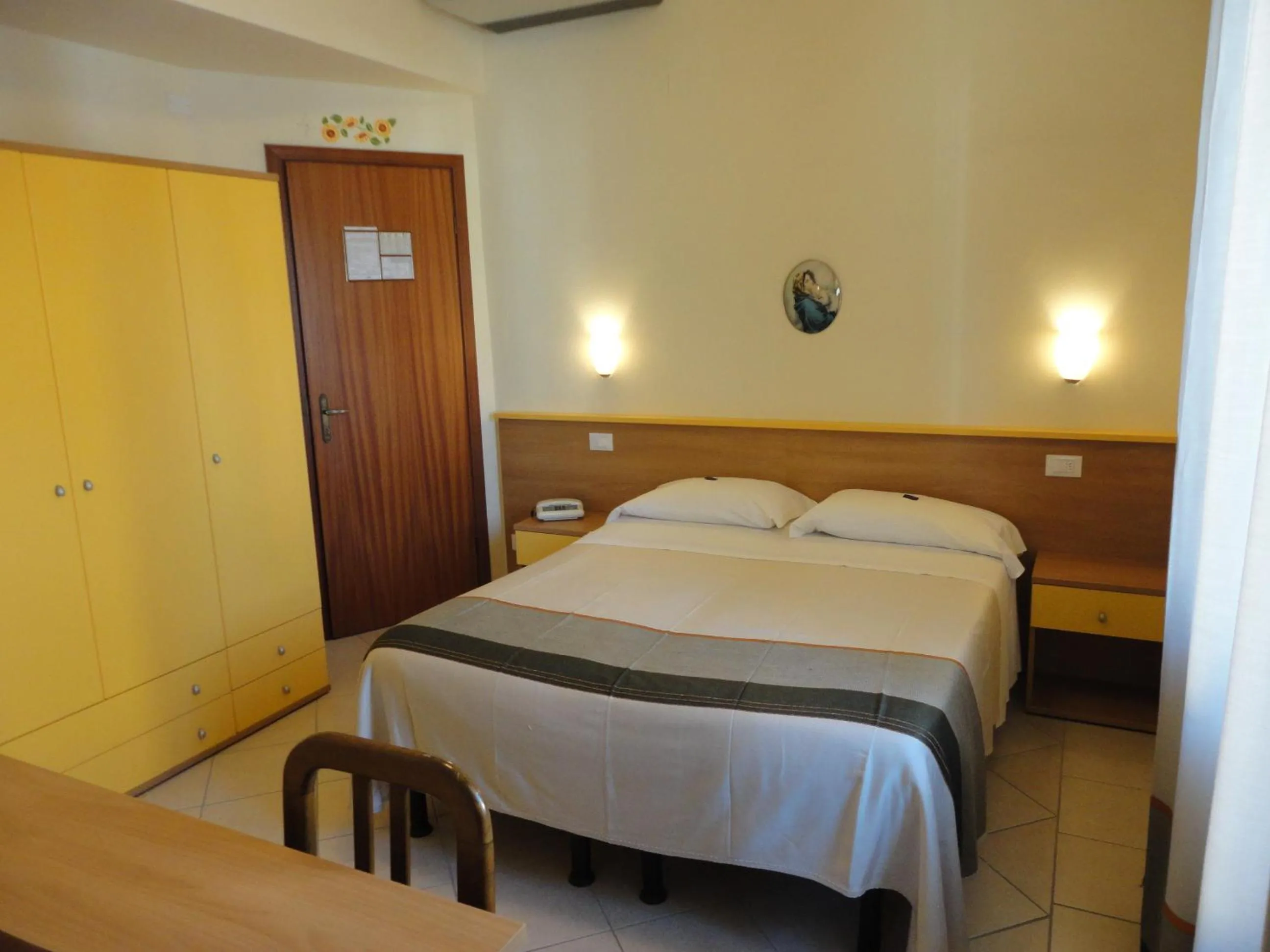 Photo of the whole room, Bed in Hotel Mariani