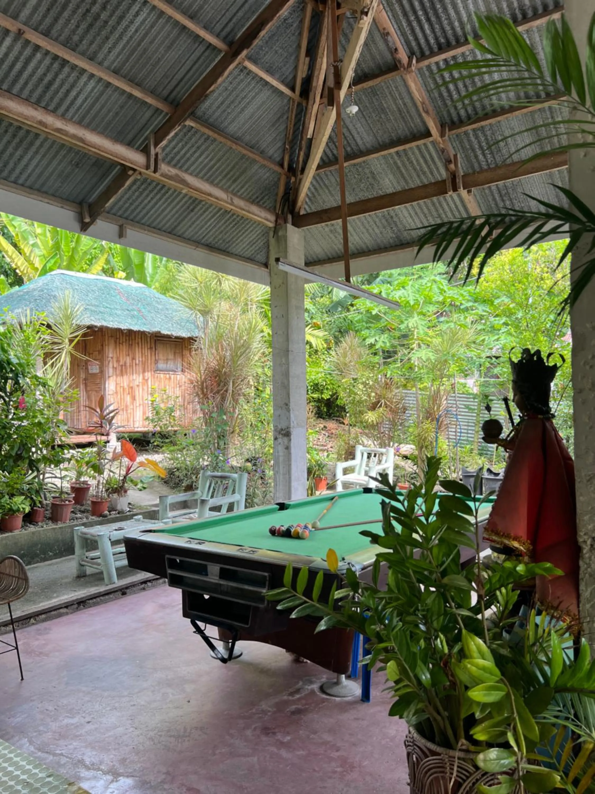 Sharky Hostel Oslob