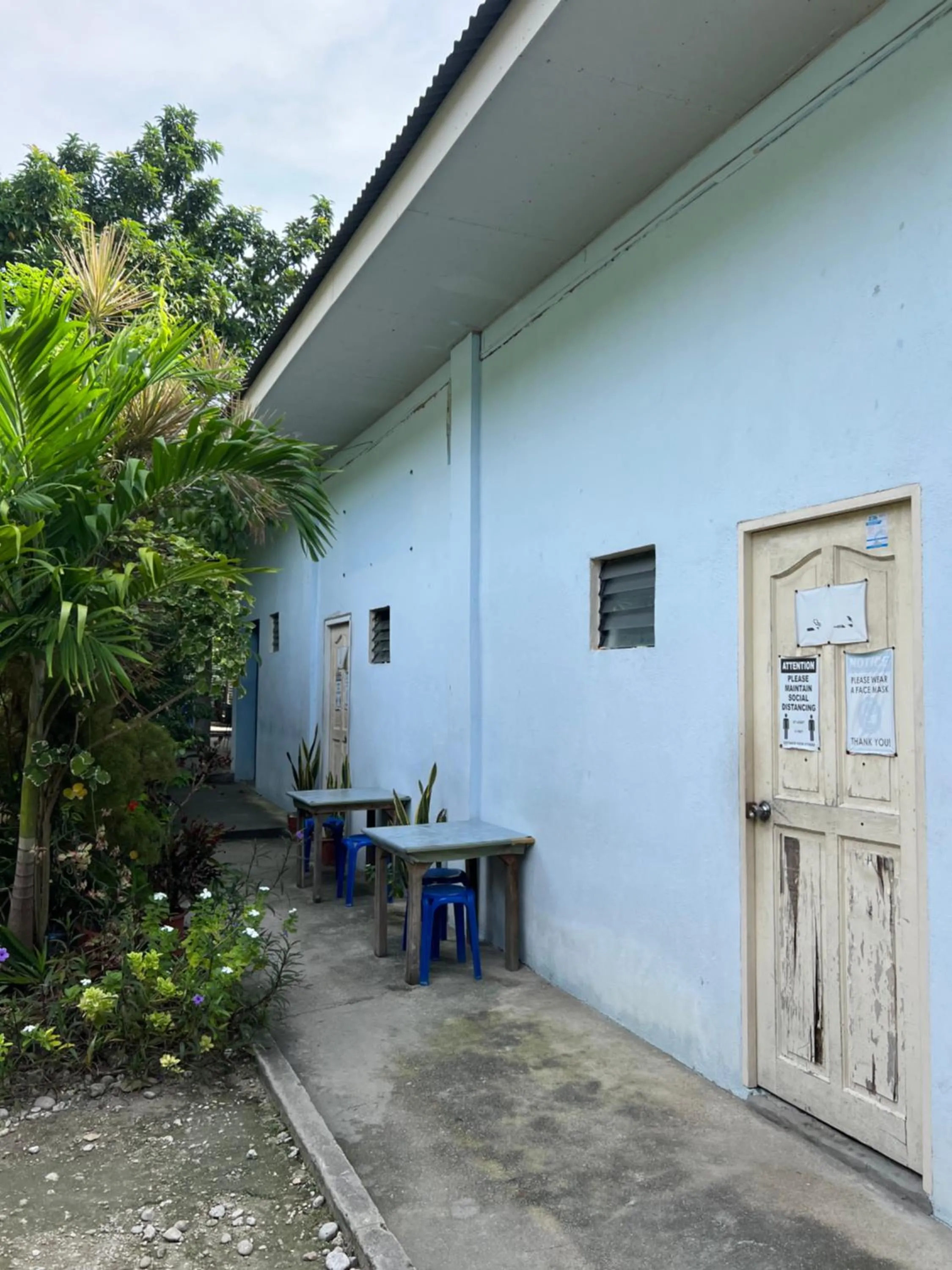Sharky Hostel Oslob