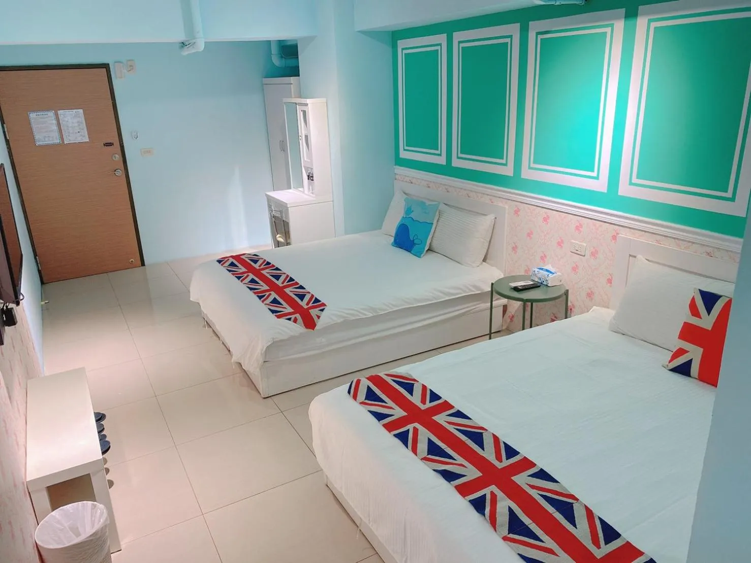 Bed in Kaohsiung I Hi Hotel