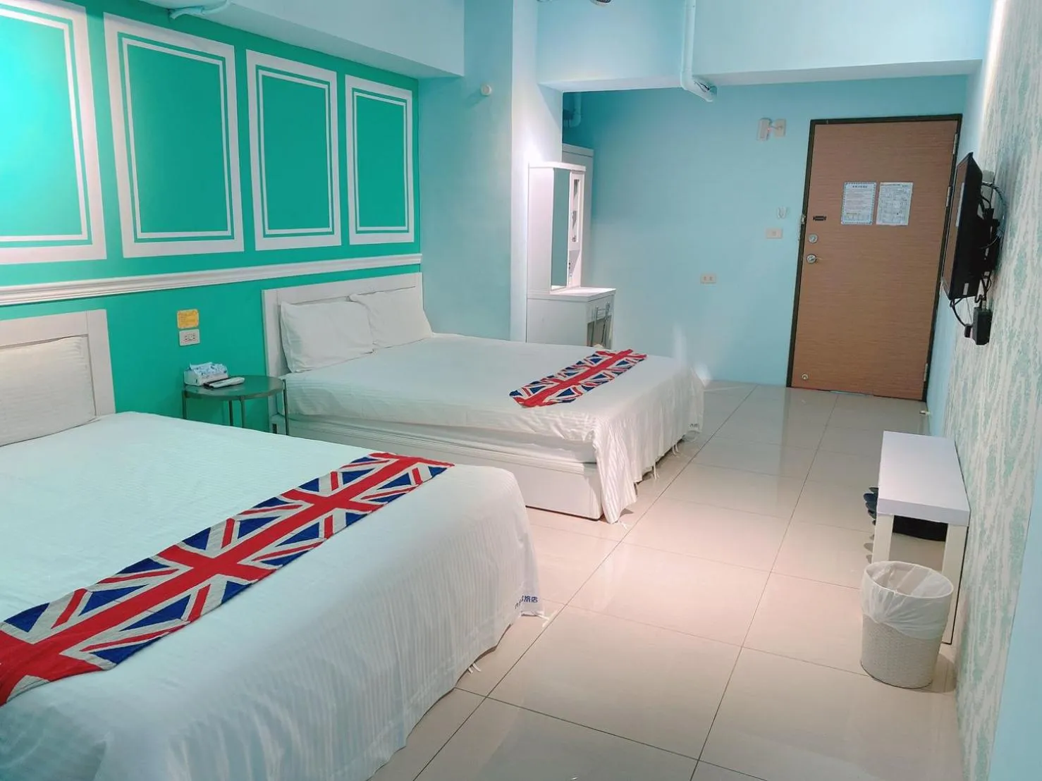 Bed in Kaohsiung I Hi Hotel