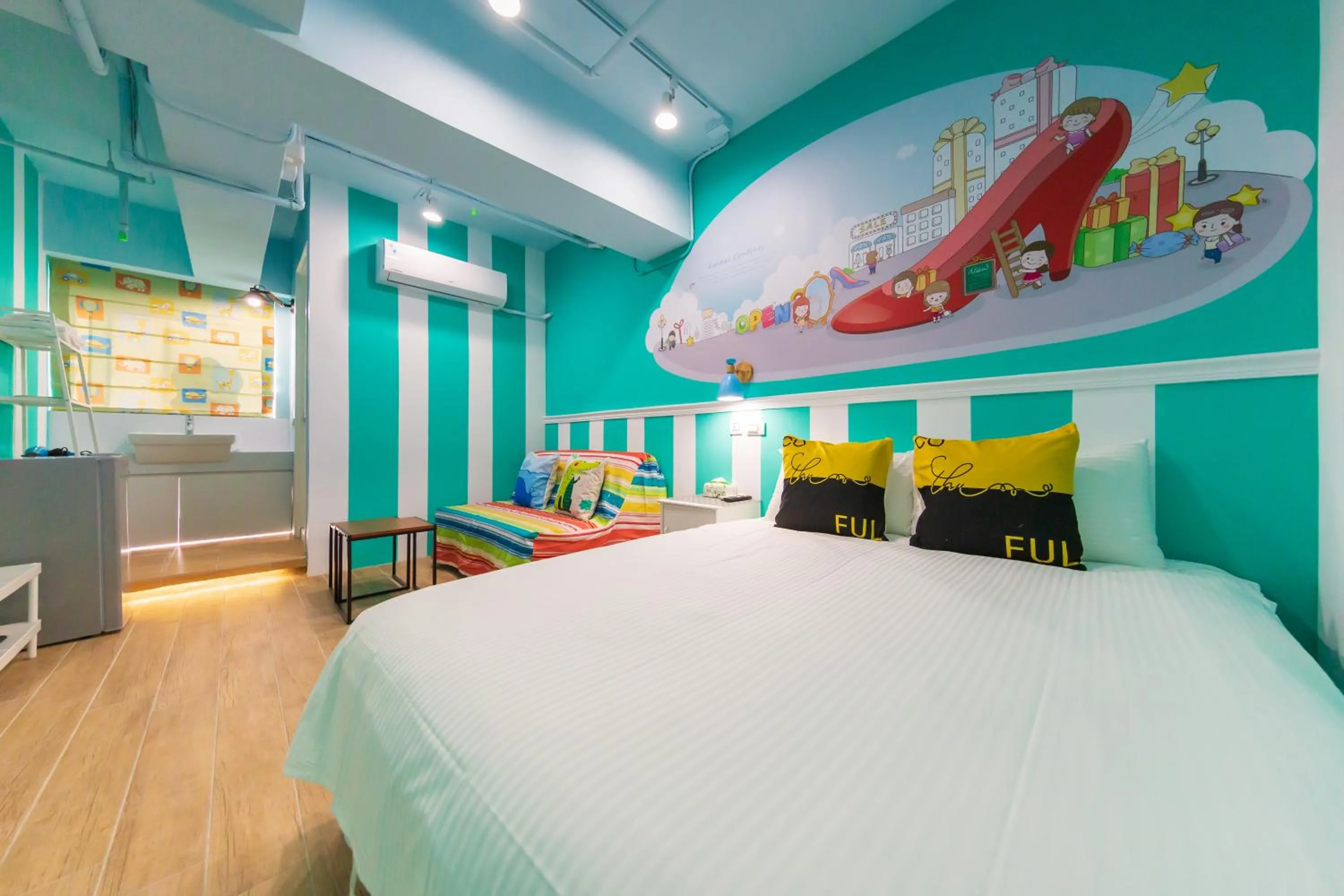 Bed in Kaohsiung I Hi Hotel