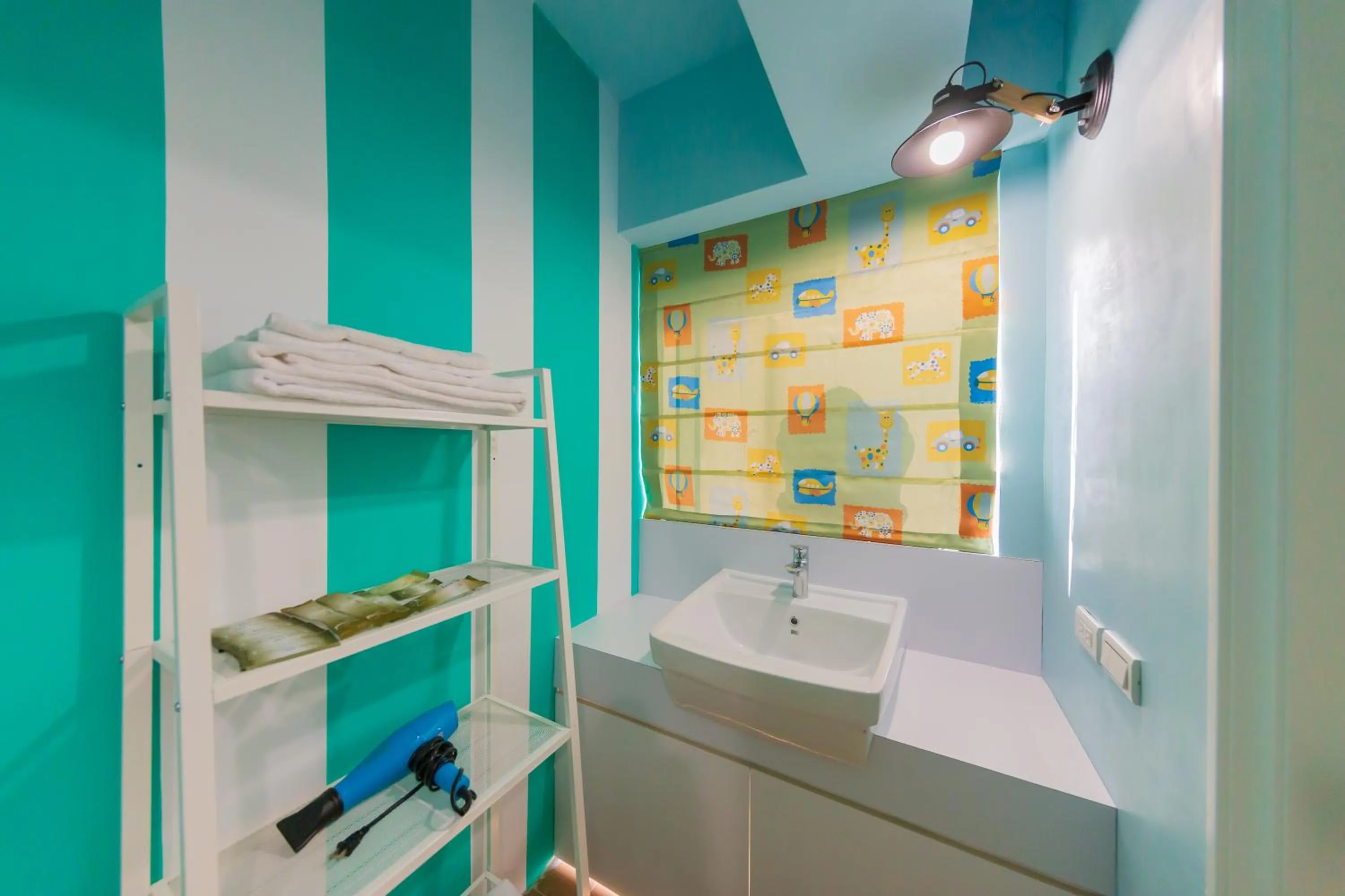 Bed in Kaohsiung I Hi Hotel