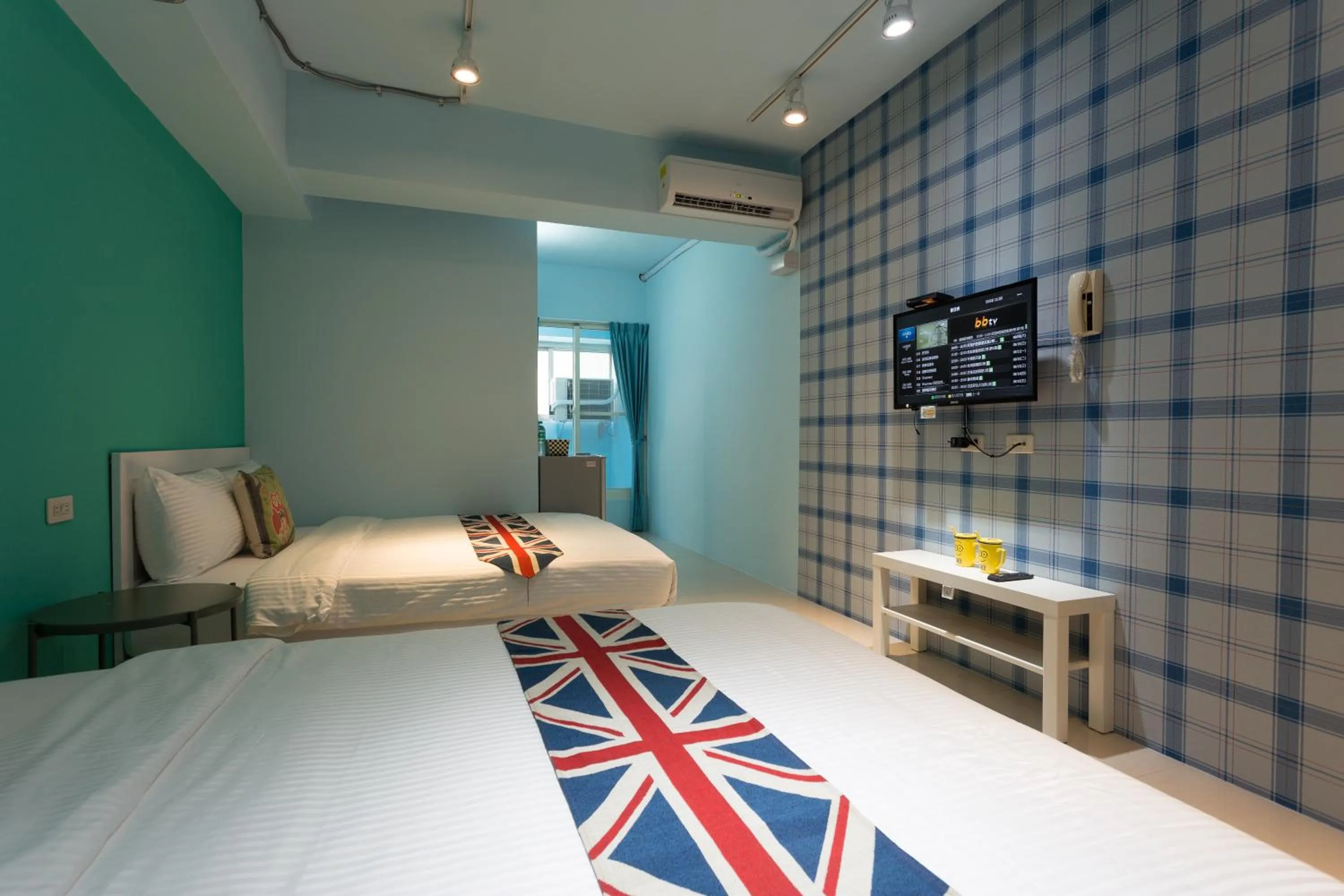 Bed in Kaohsiung I Hi Hotel