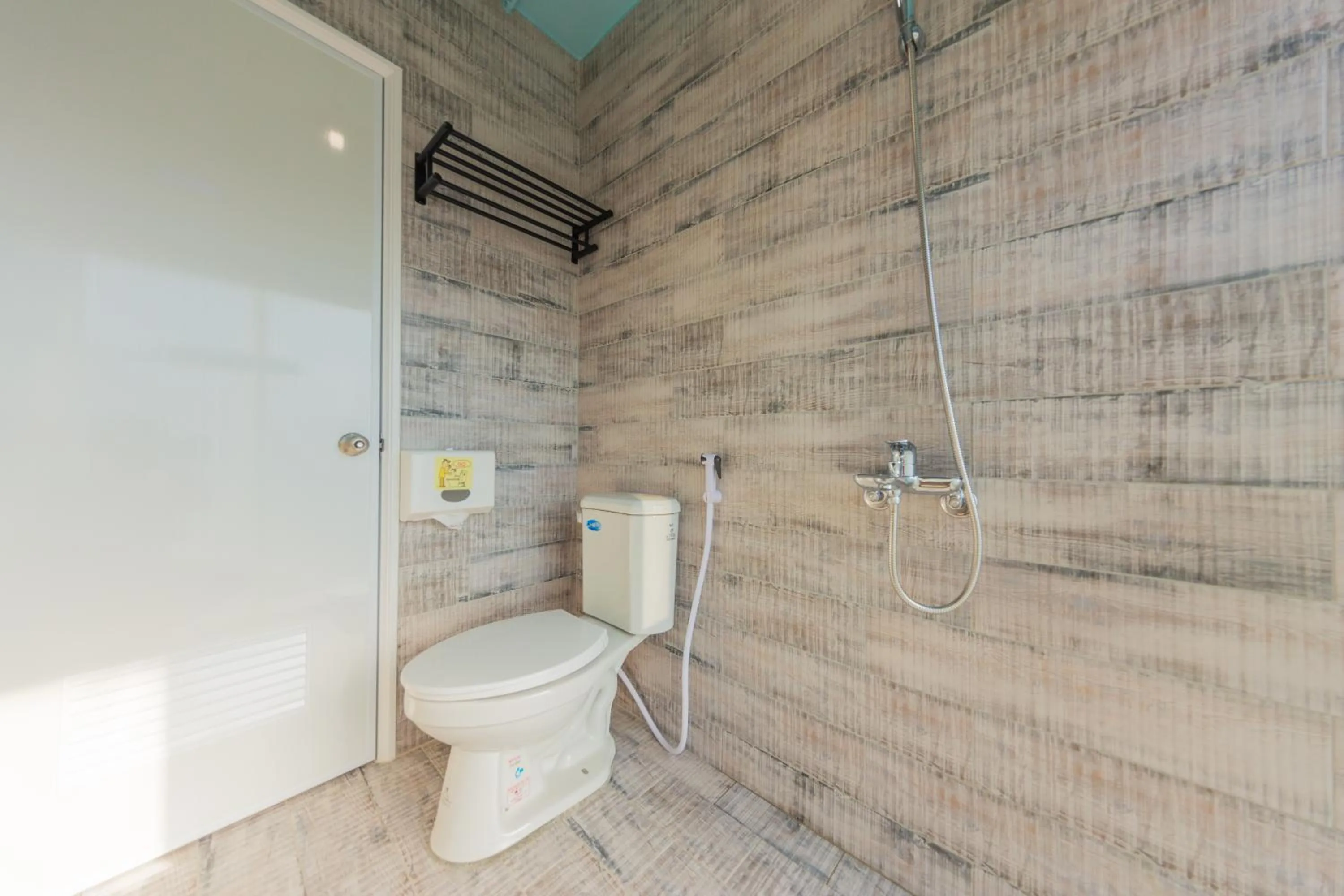 Shower in Kaohsiung I Hi Hotel