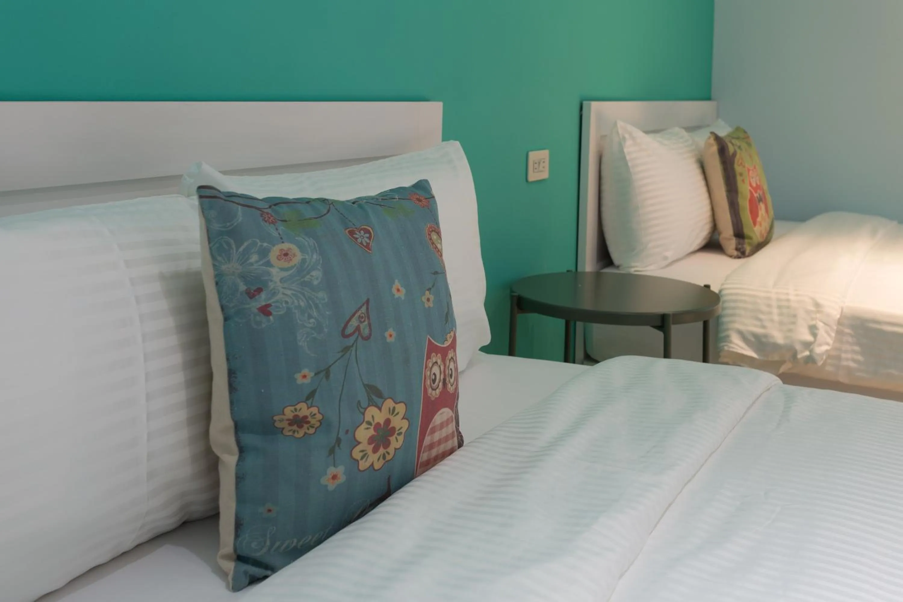 Bed in Kaohsiung I Hi Hotel