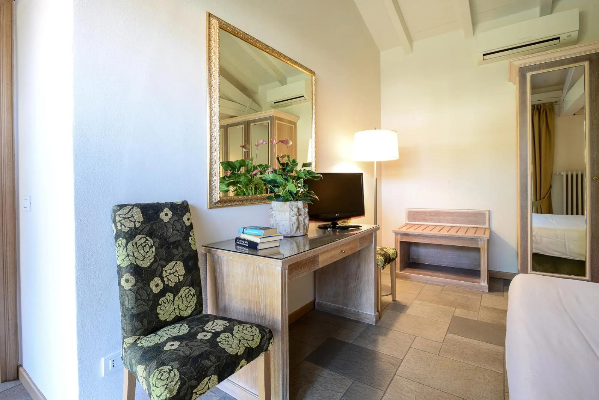 Bedroom, Bed in Residence Ortensia
