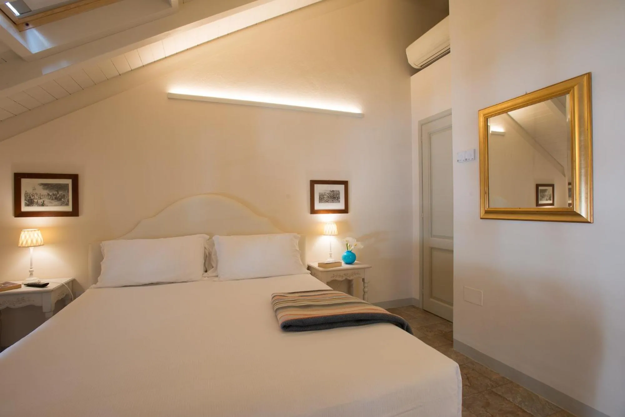 Bedroom, Bed in Residence Ortensia