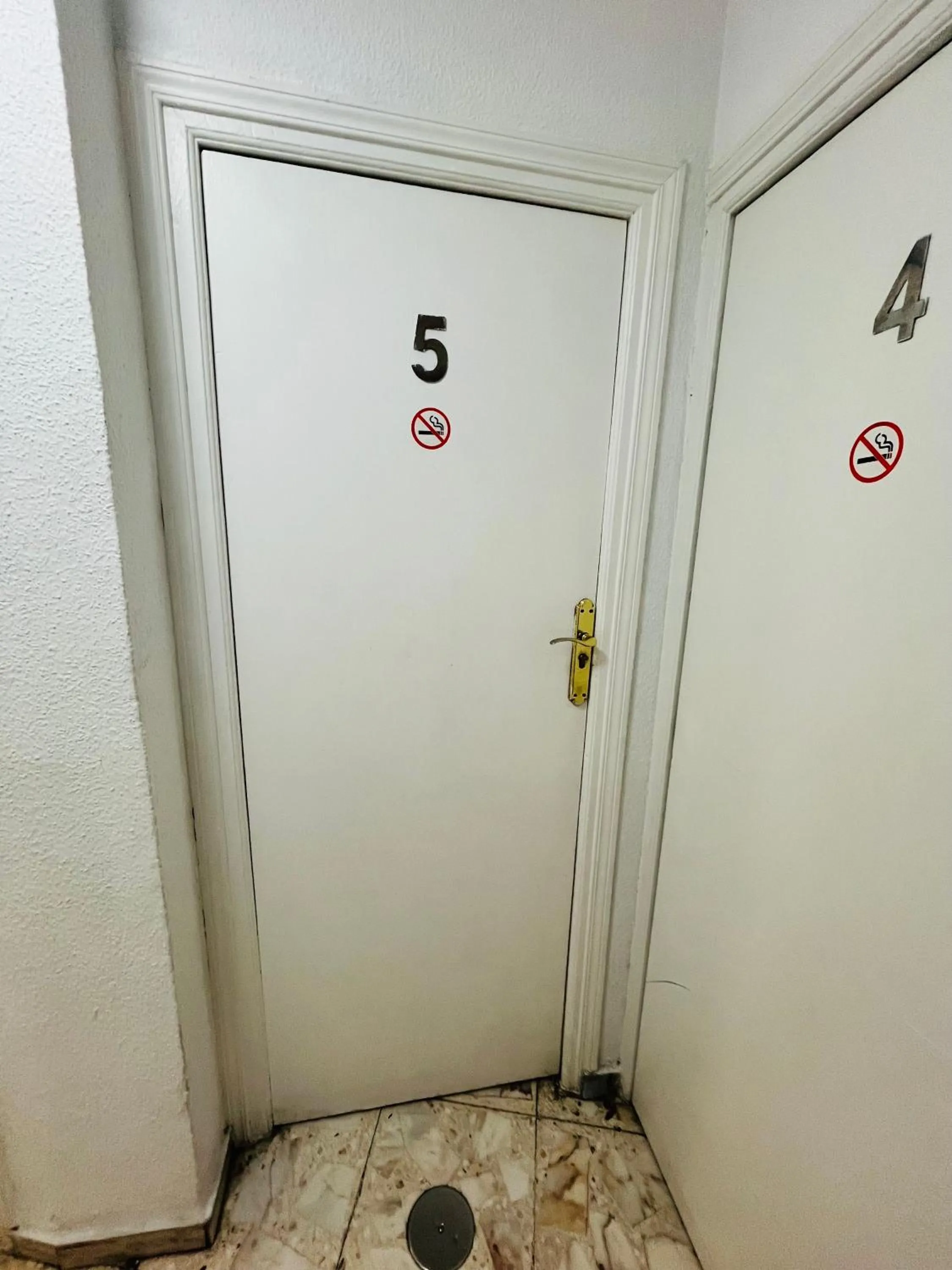 Property building in Pensión Rivera