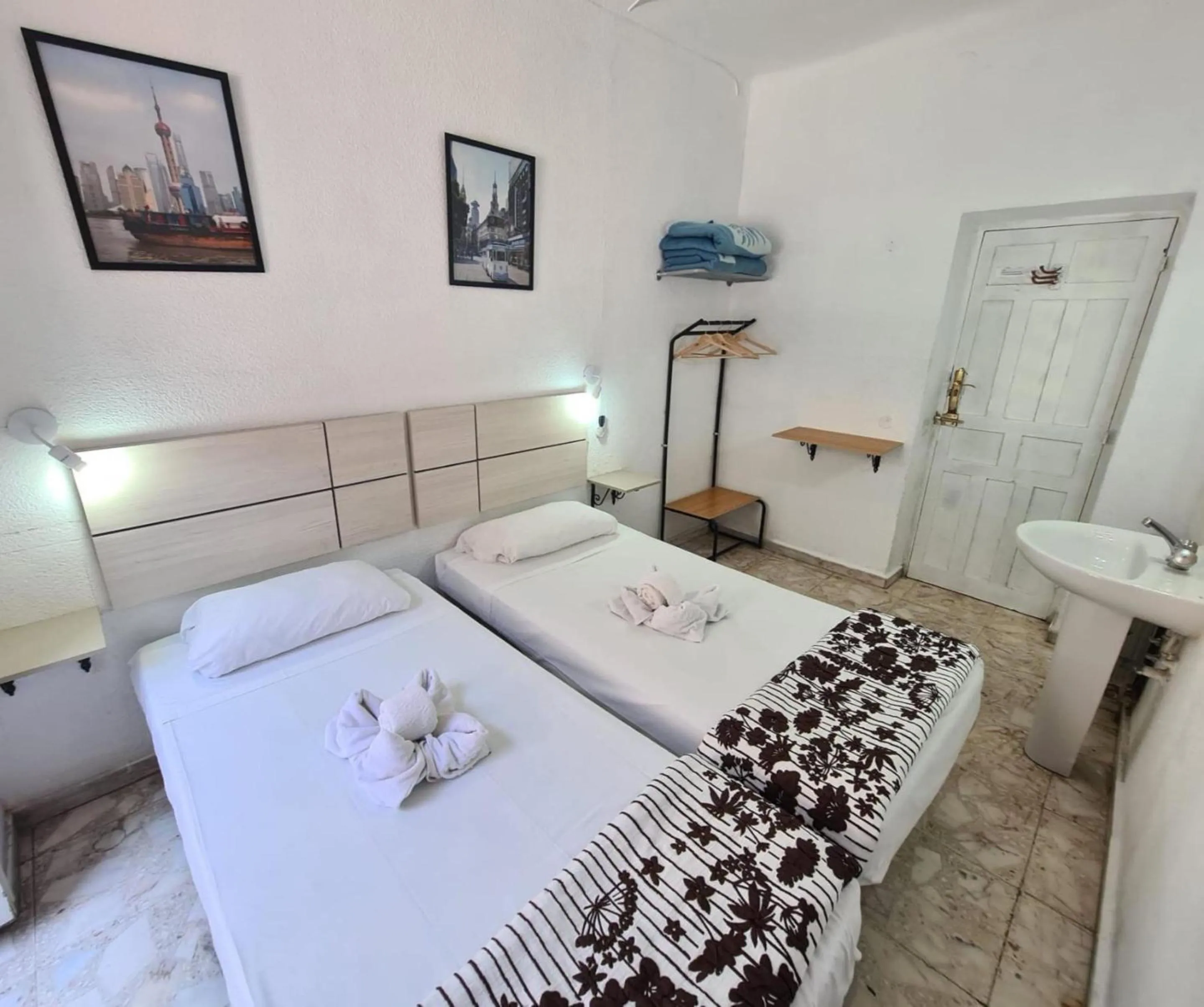 Photo of the whole room, Bed in Pensión Rivera