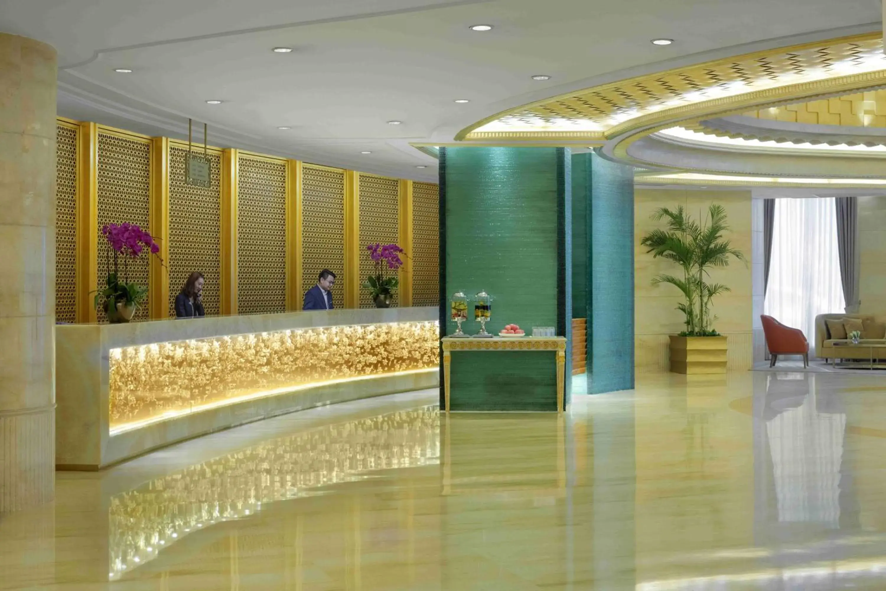Lobby or reception in Radisson Blu Hotel Shanghai New World Lobby or reception in Radisson Blu Hotel Shanghai New World