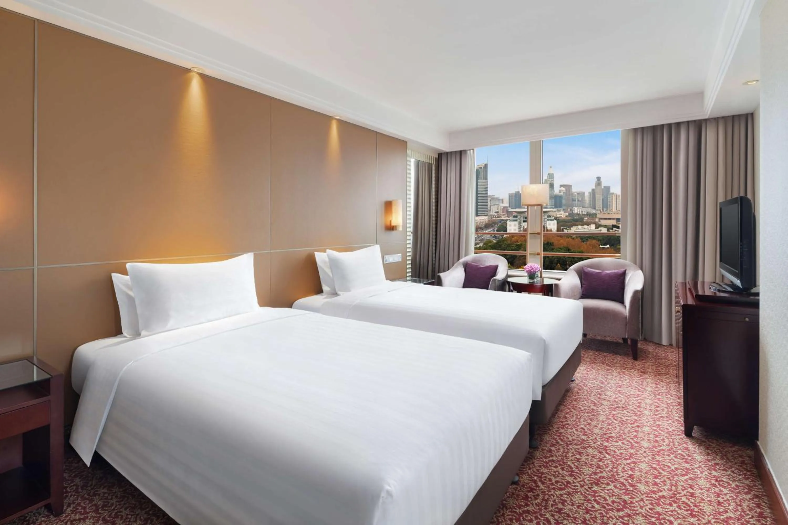 Photo of the whole room, Bed in Radisson Blu Hotel Shanghai New World