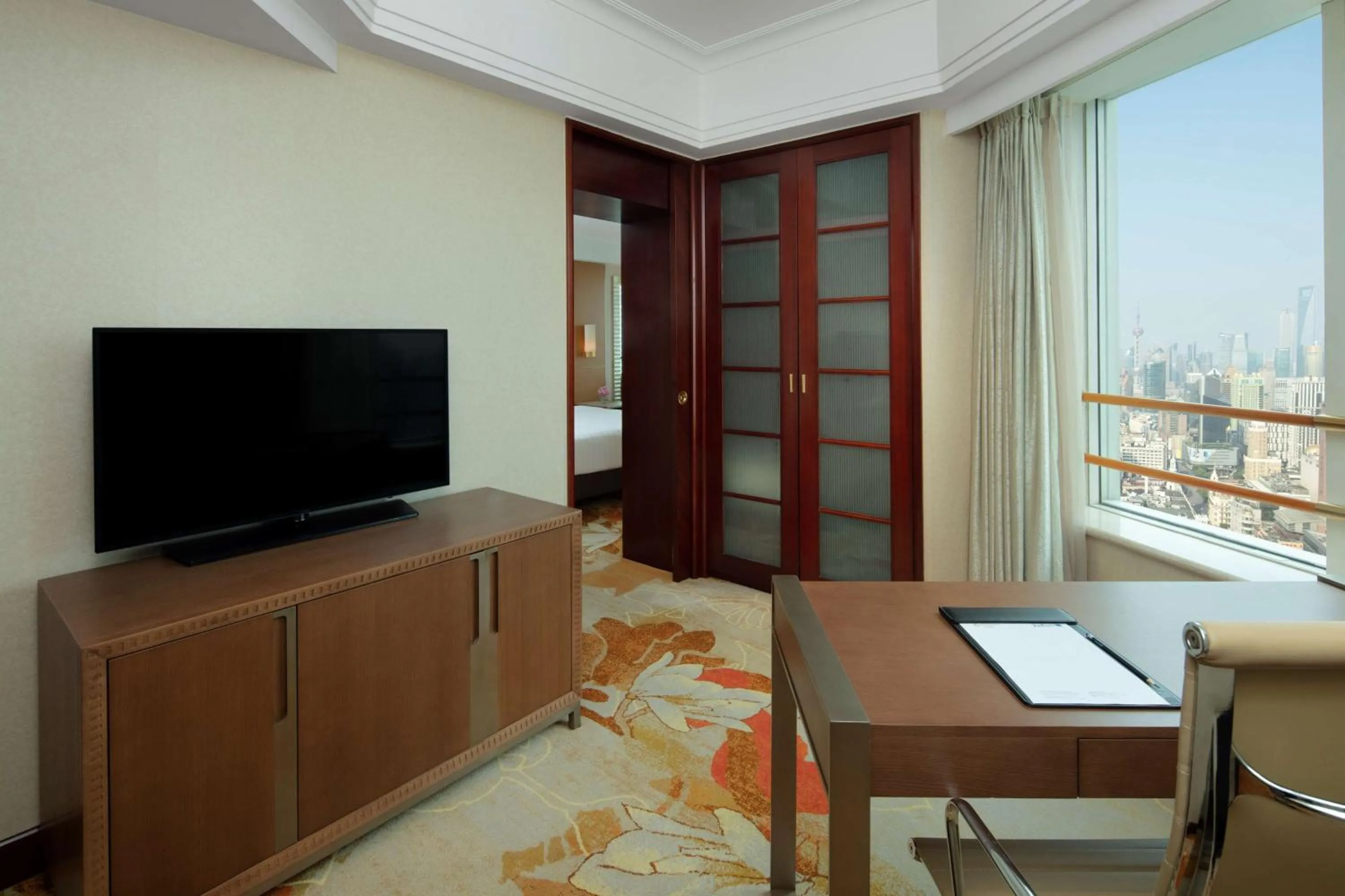 Living room in Radisson Blu Hotel Shanghai New World