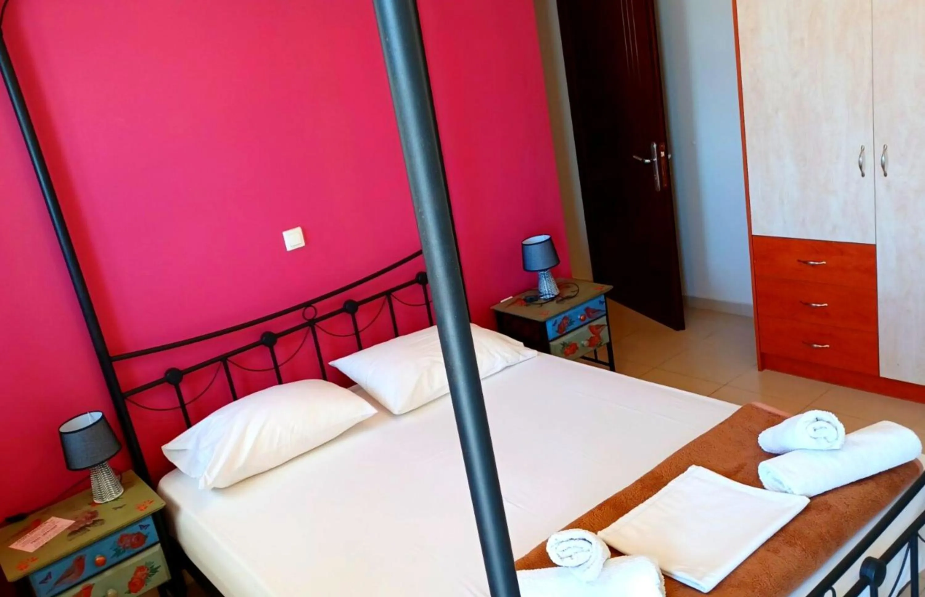 Apartment with Balcony in En Plo Studios & Apartments