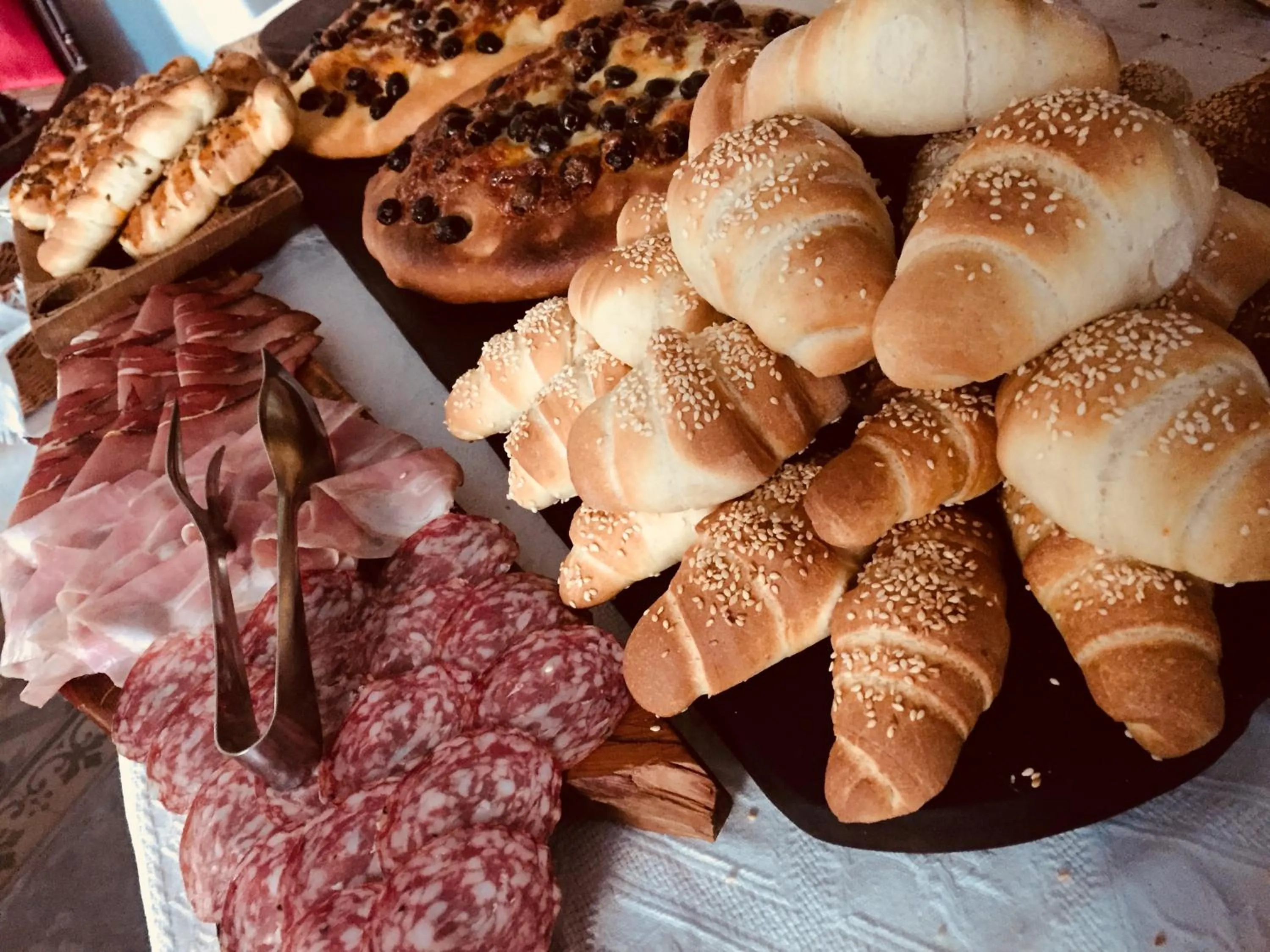 Buffet breakfast in Il Portico Guesthouse