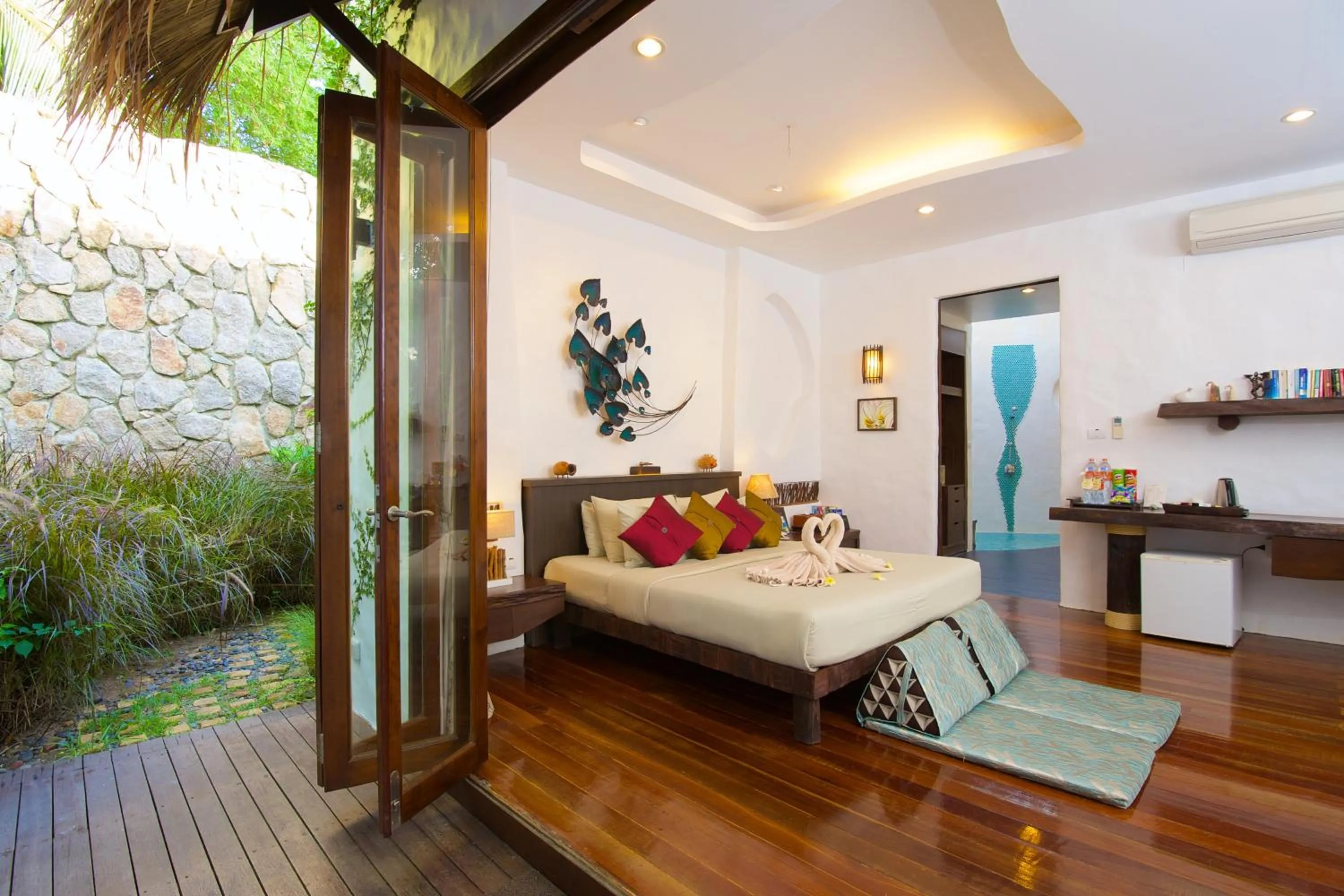 Bed in Koh Tao Cabana