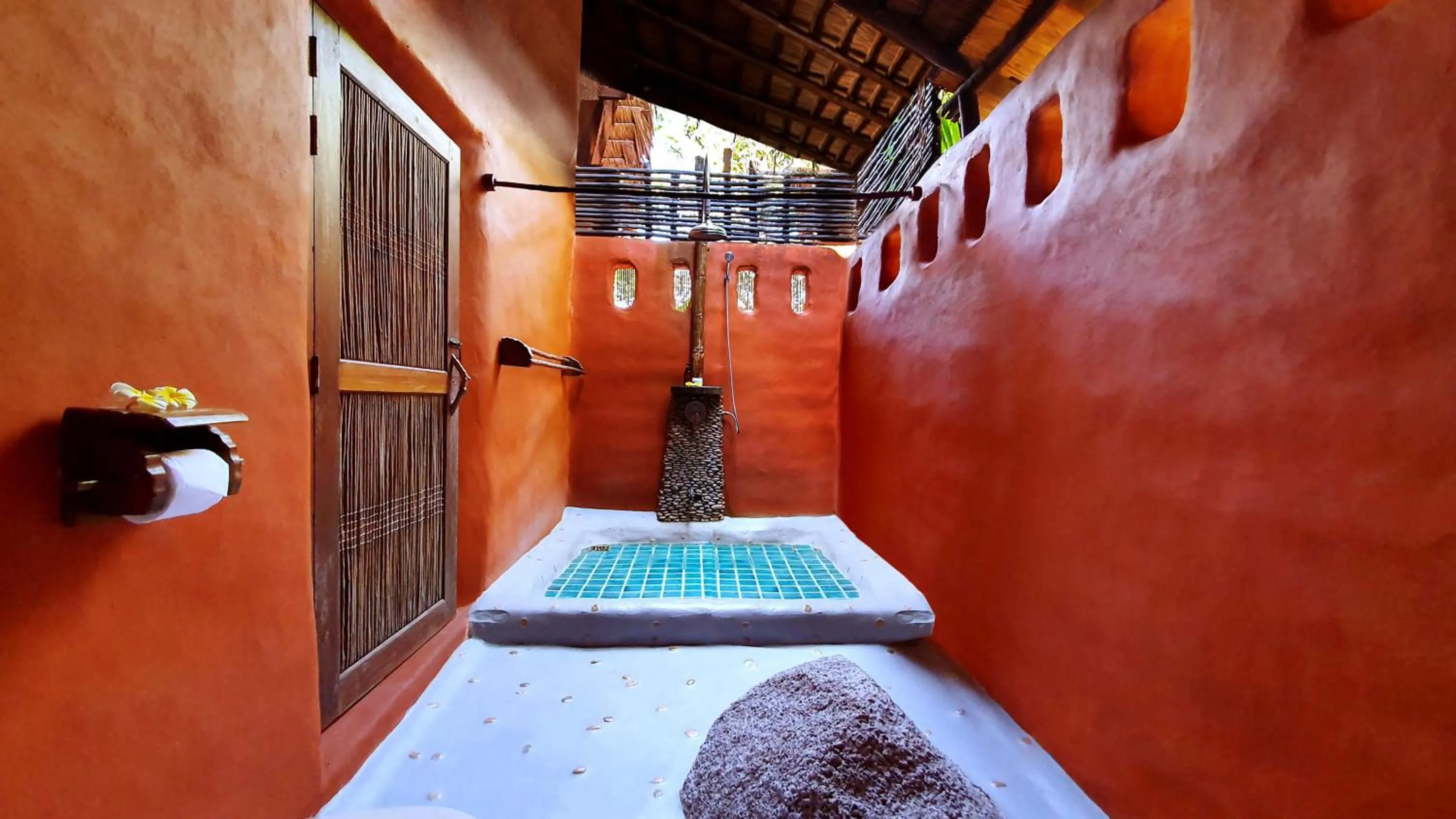 Bathroom in Koh Tao Cabana