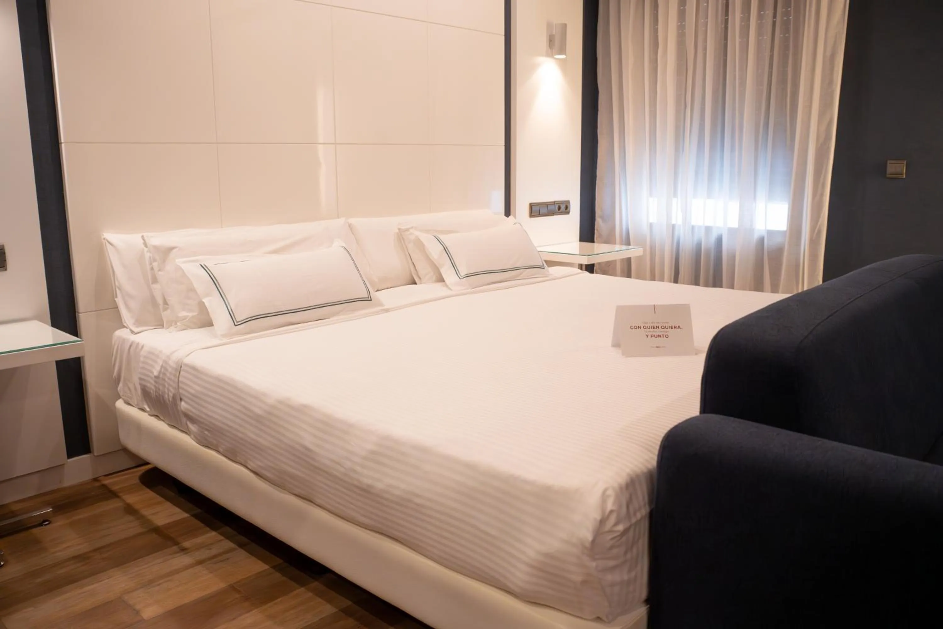 Bed in Hotel Málaga Nostrum Airport