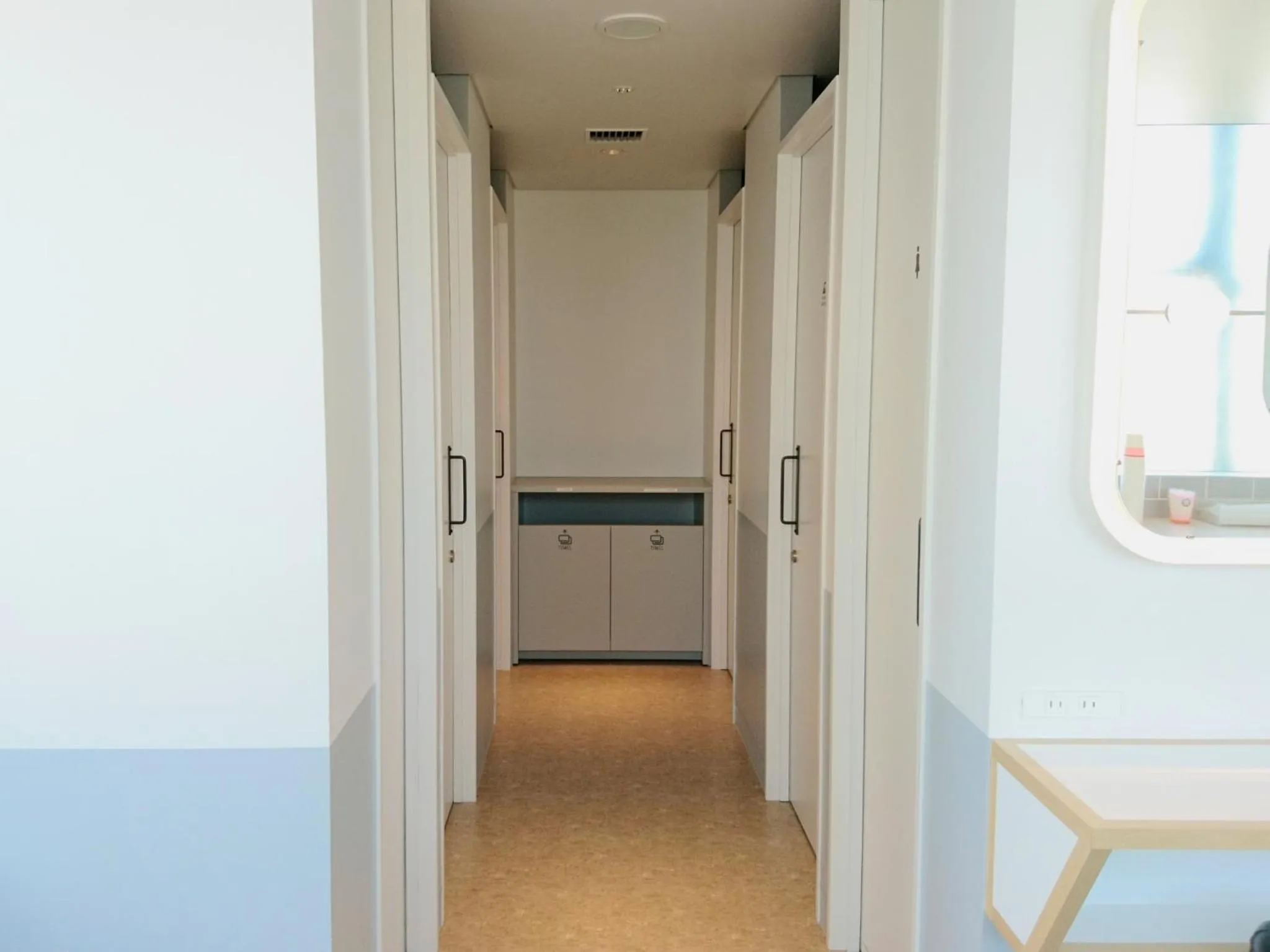 Shower in CAFETEL Kyoto Sanjo for Ladies