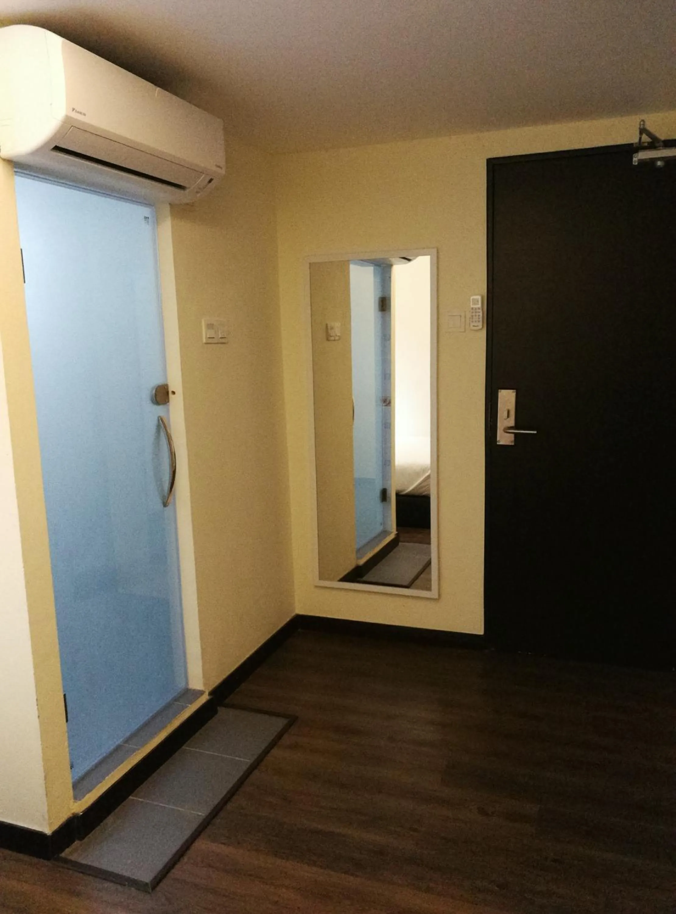 wardrobe in Hotel Zuhra