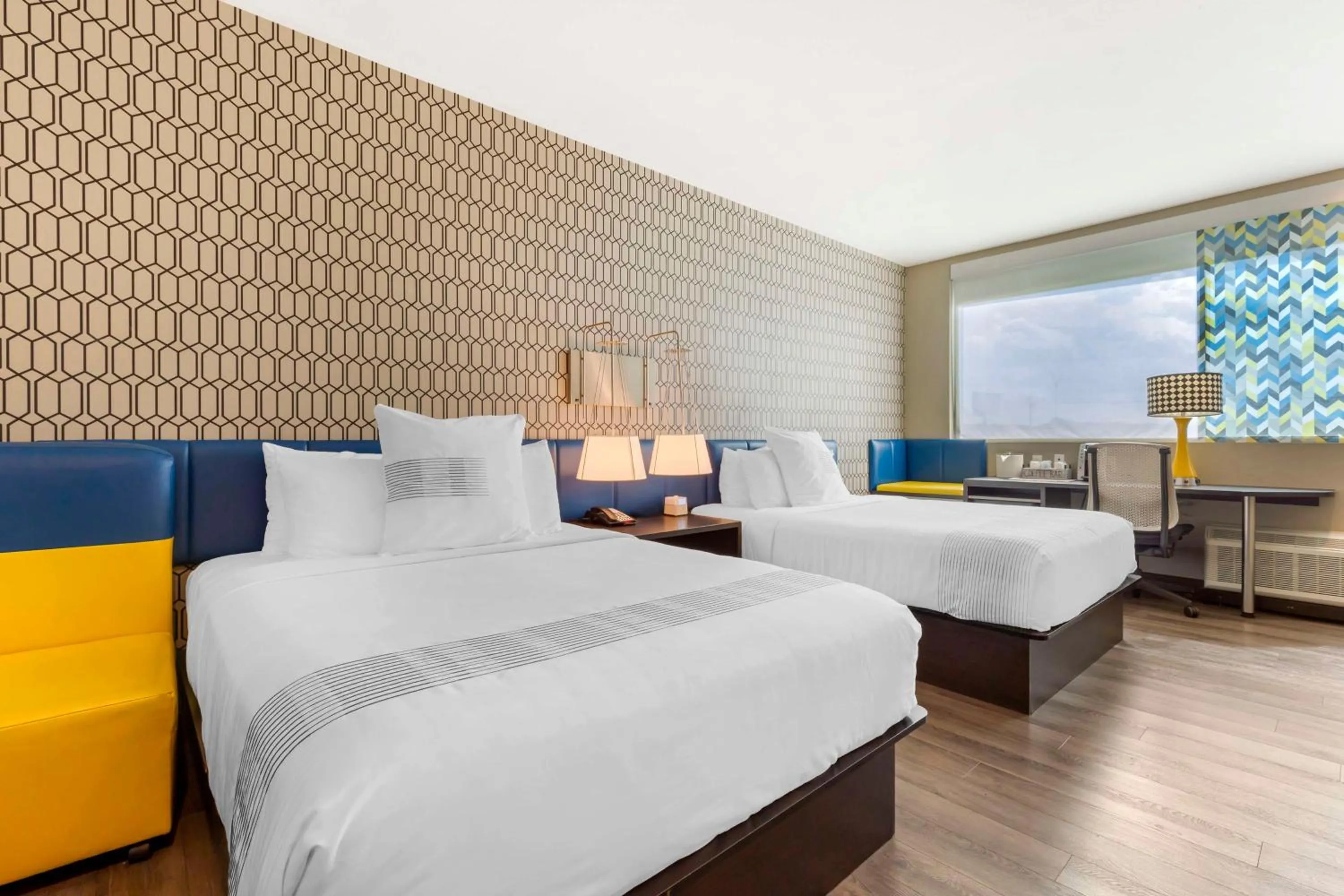 Bedroom, Bed in GLō Best Western Dallas South DeSoto