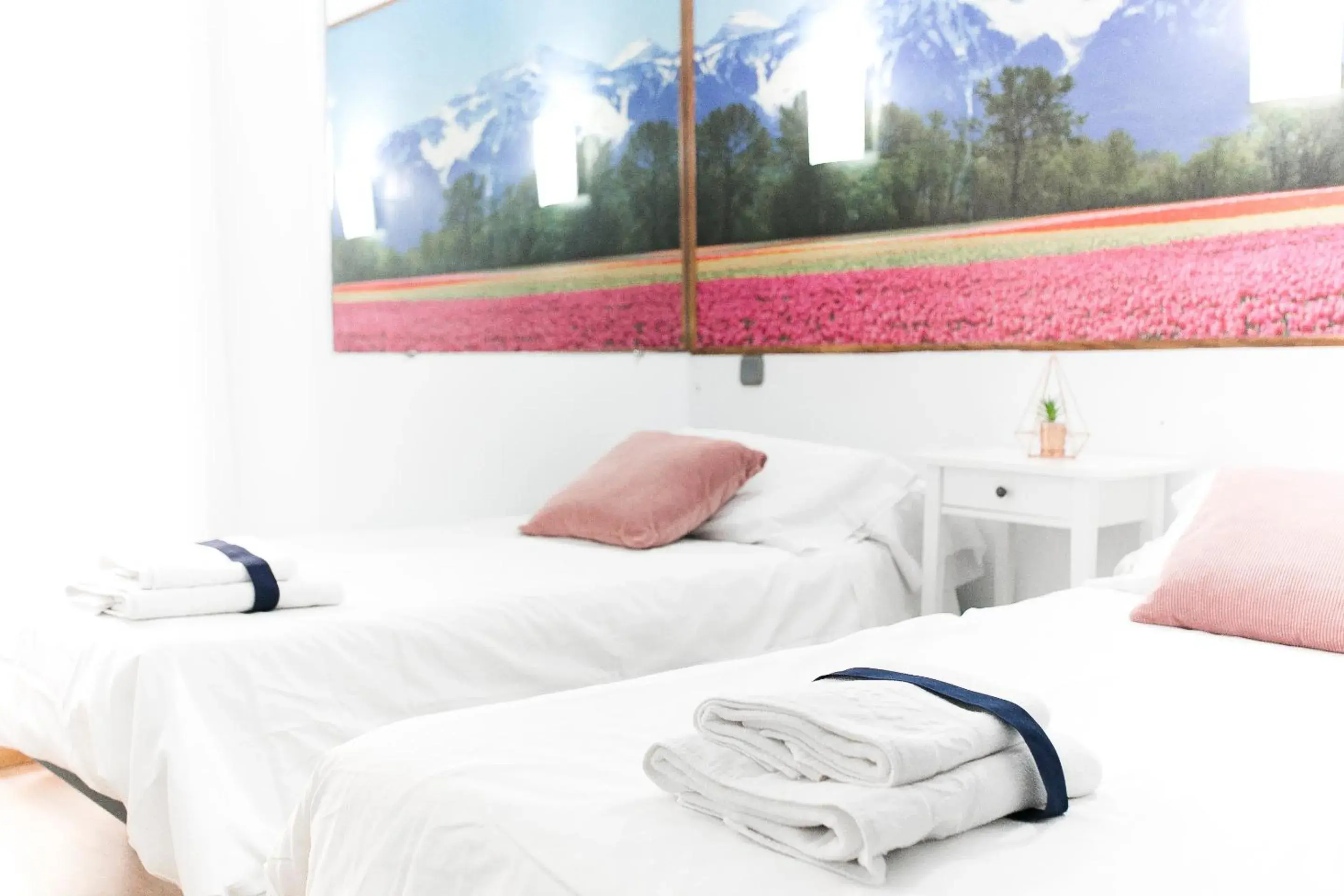 Decorative detail, Bed in CH La Bañezana Decorative detail, Bed in CH La Bañezana