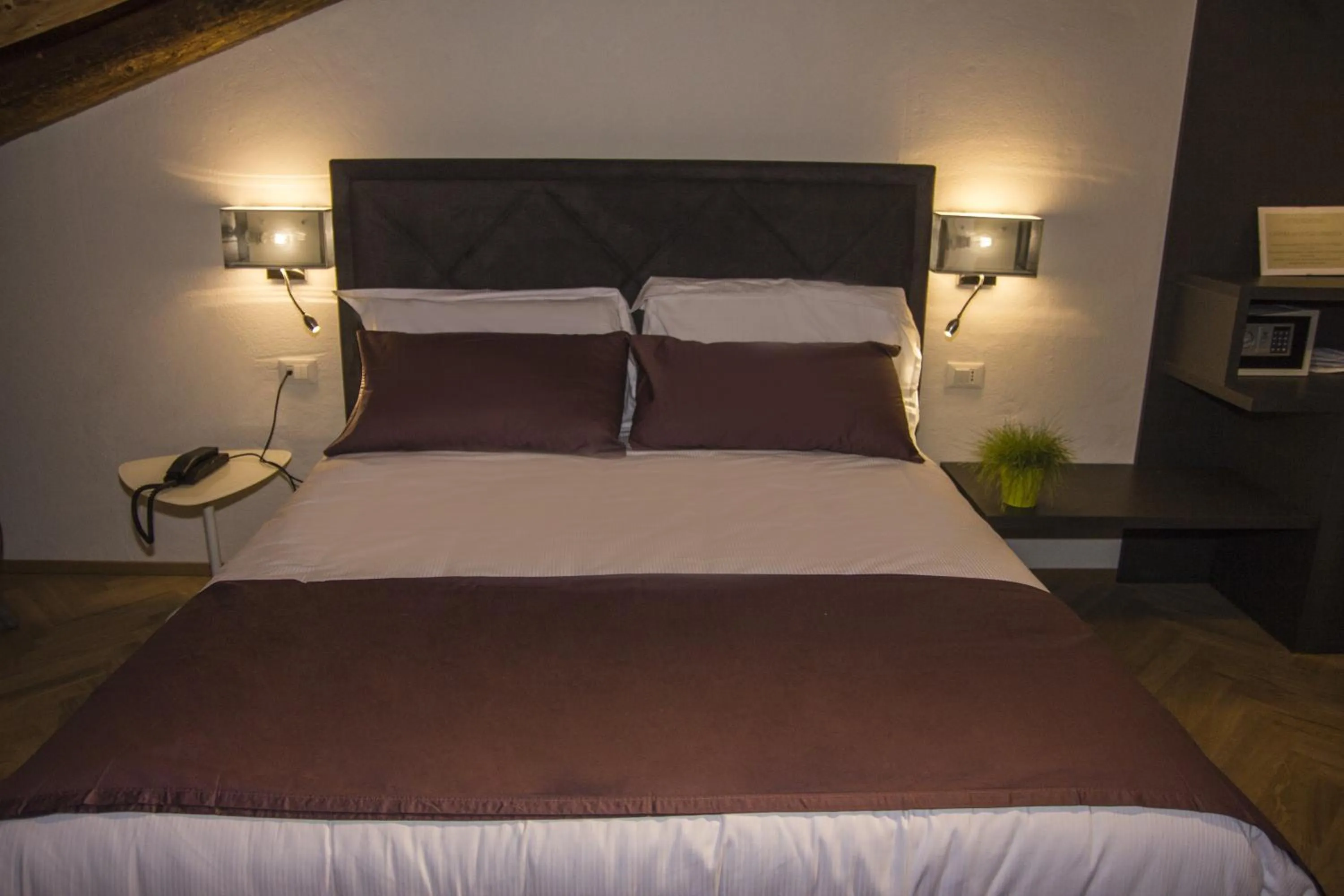 Bed in Hotel Dal Menga