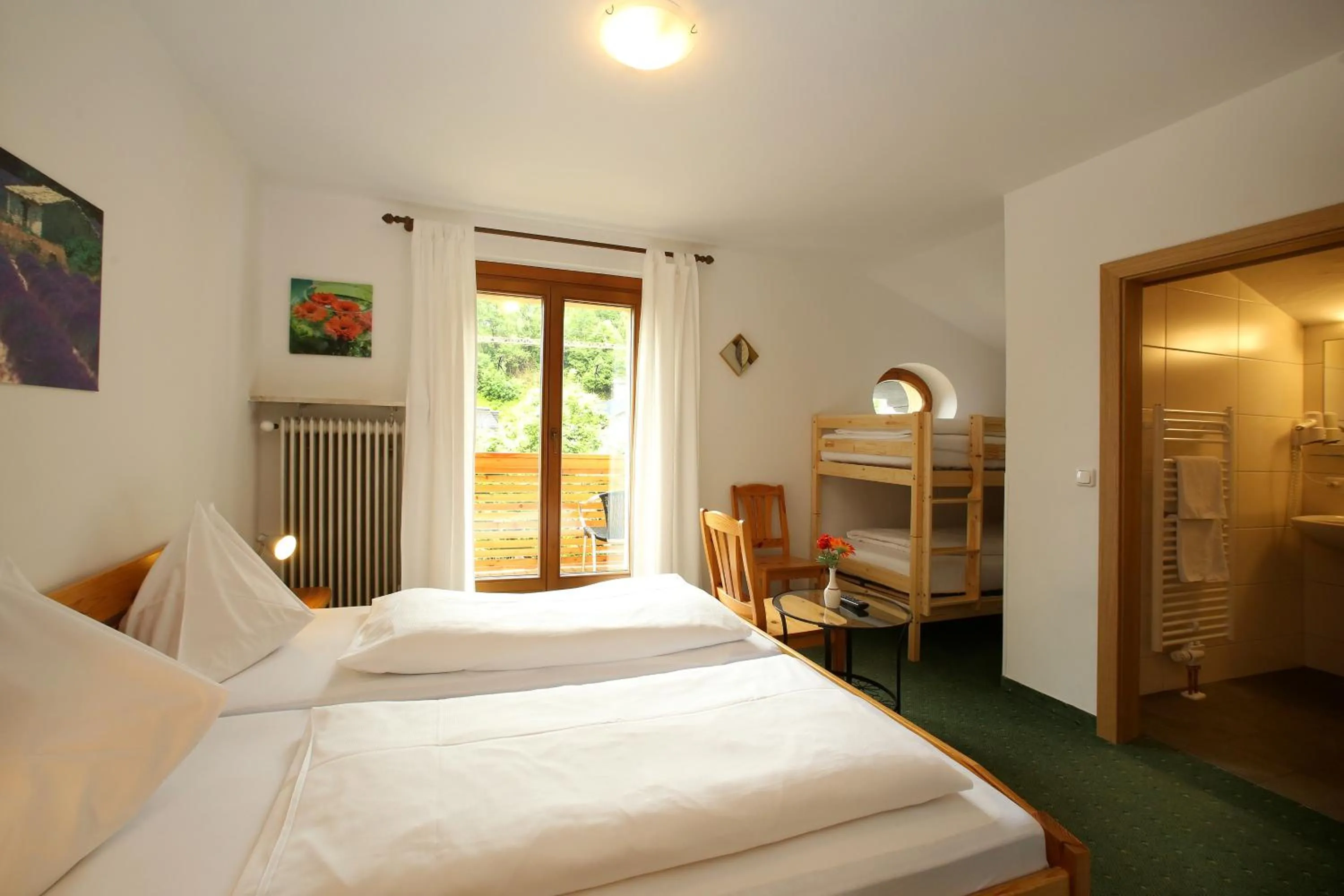 Bedroom, Bed in Chalet Jasmin