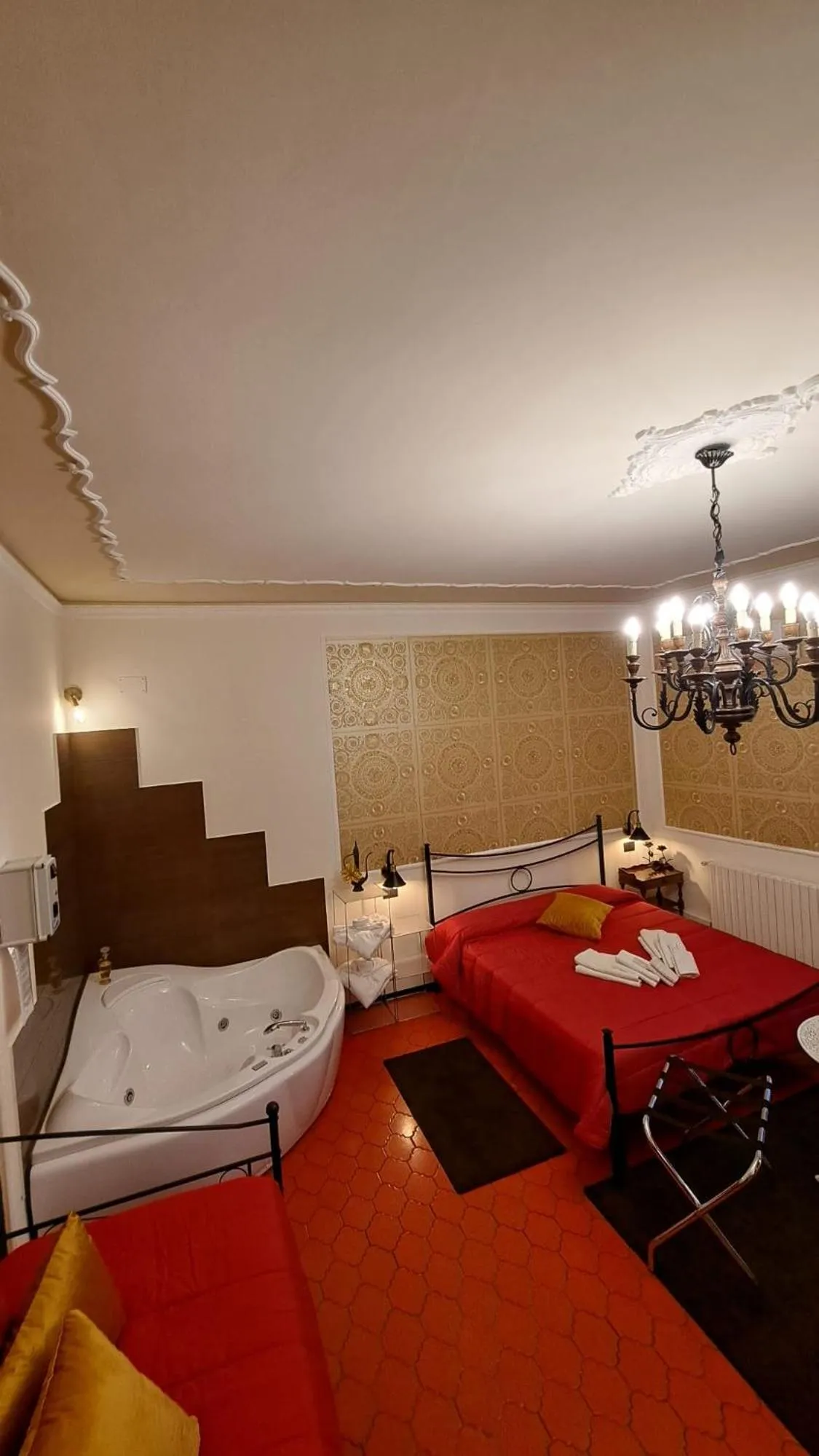 Photo of the whole room, Bed in B&B Centrum Palmi