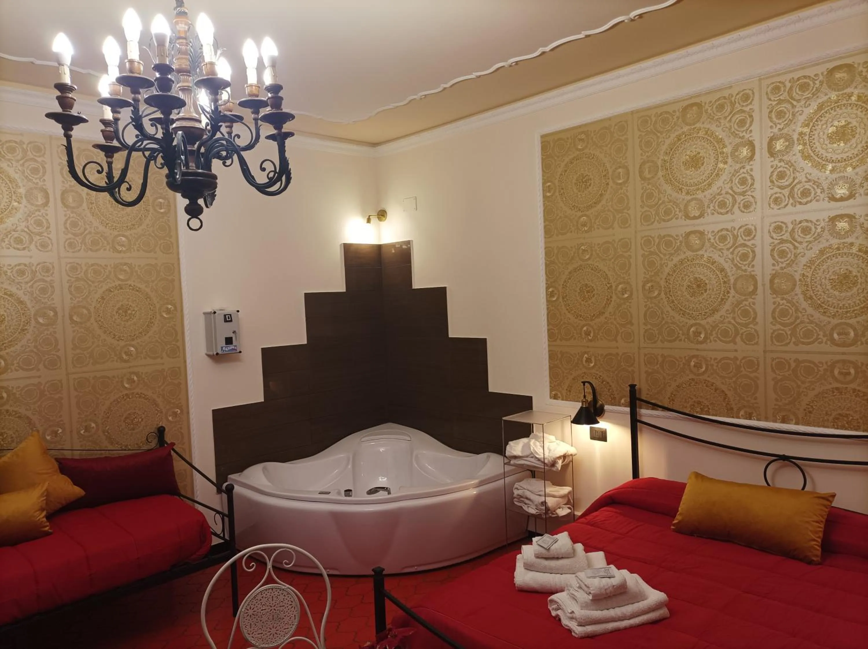 Photo of the whole room, Bed in B&B Centrum Palmi