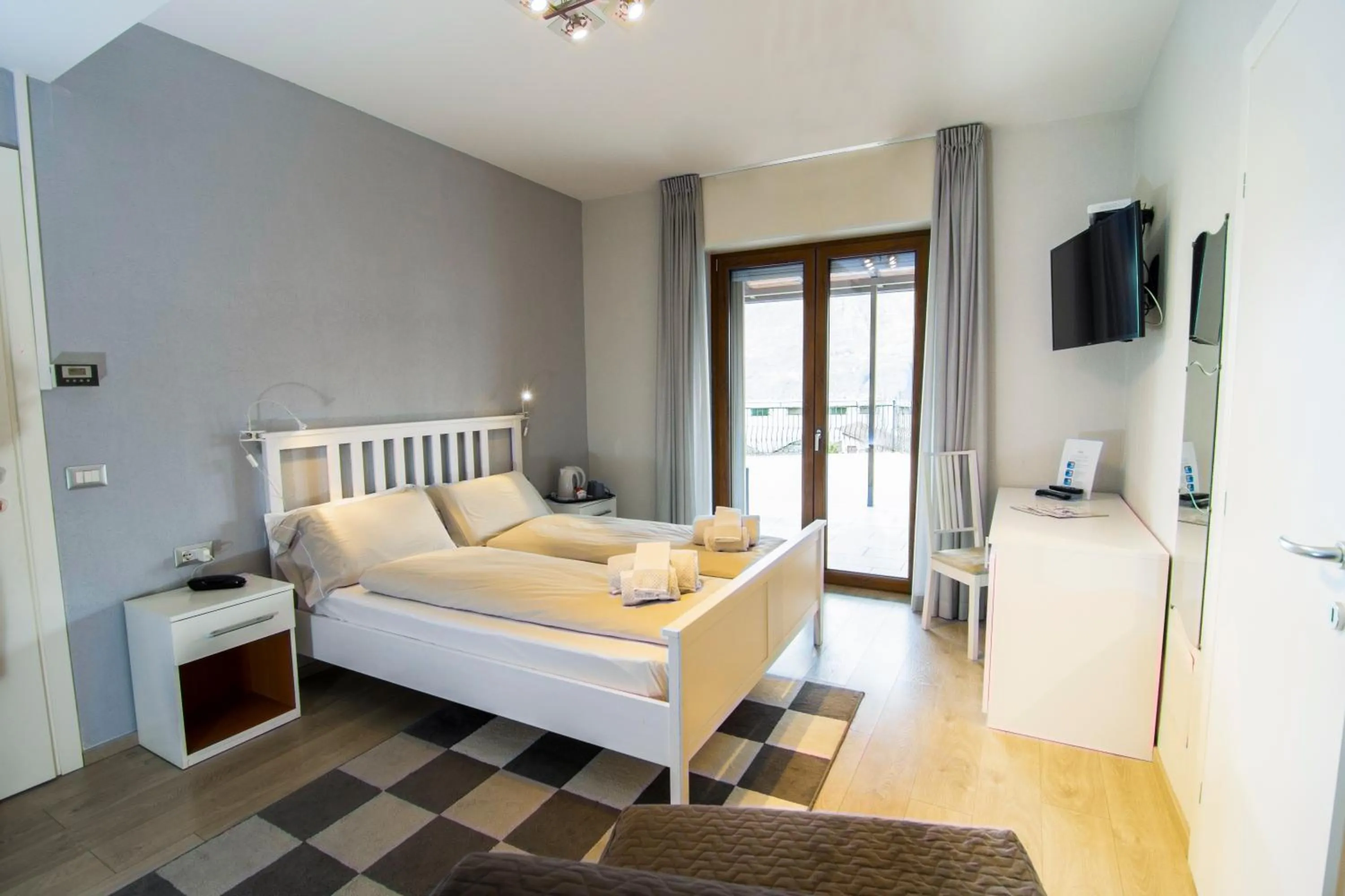 Bedroom, Bed in Hotel Saligari