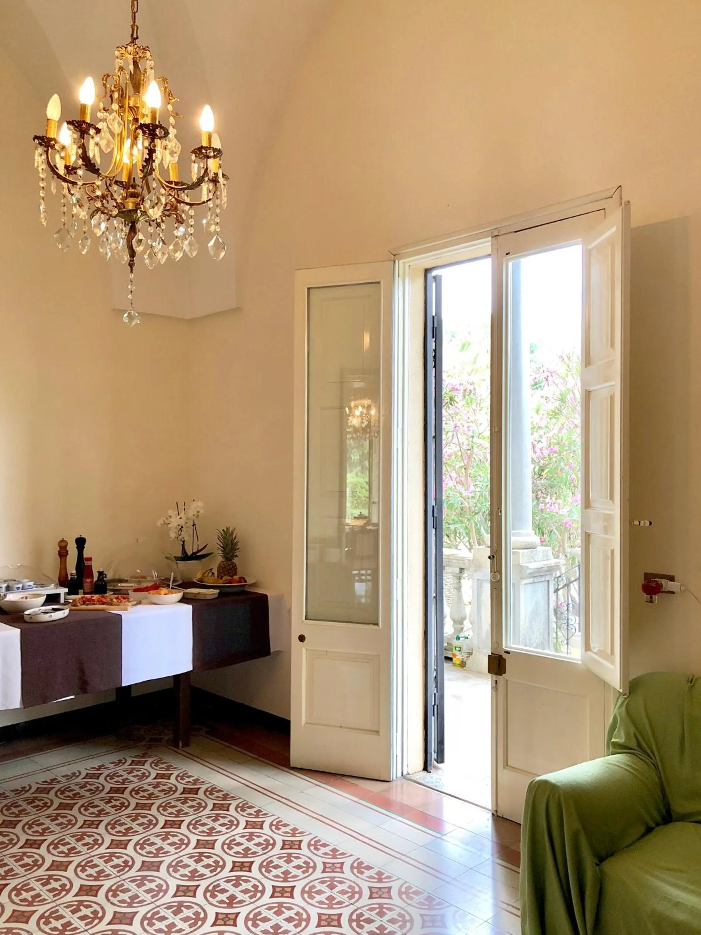 Continental breakfast in Villa Scinata Dimora Storica