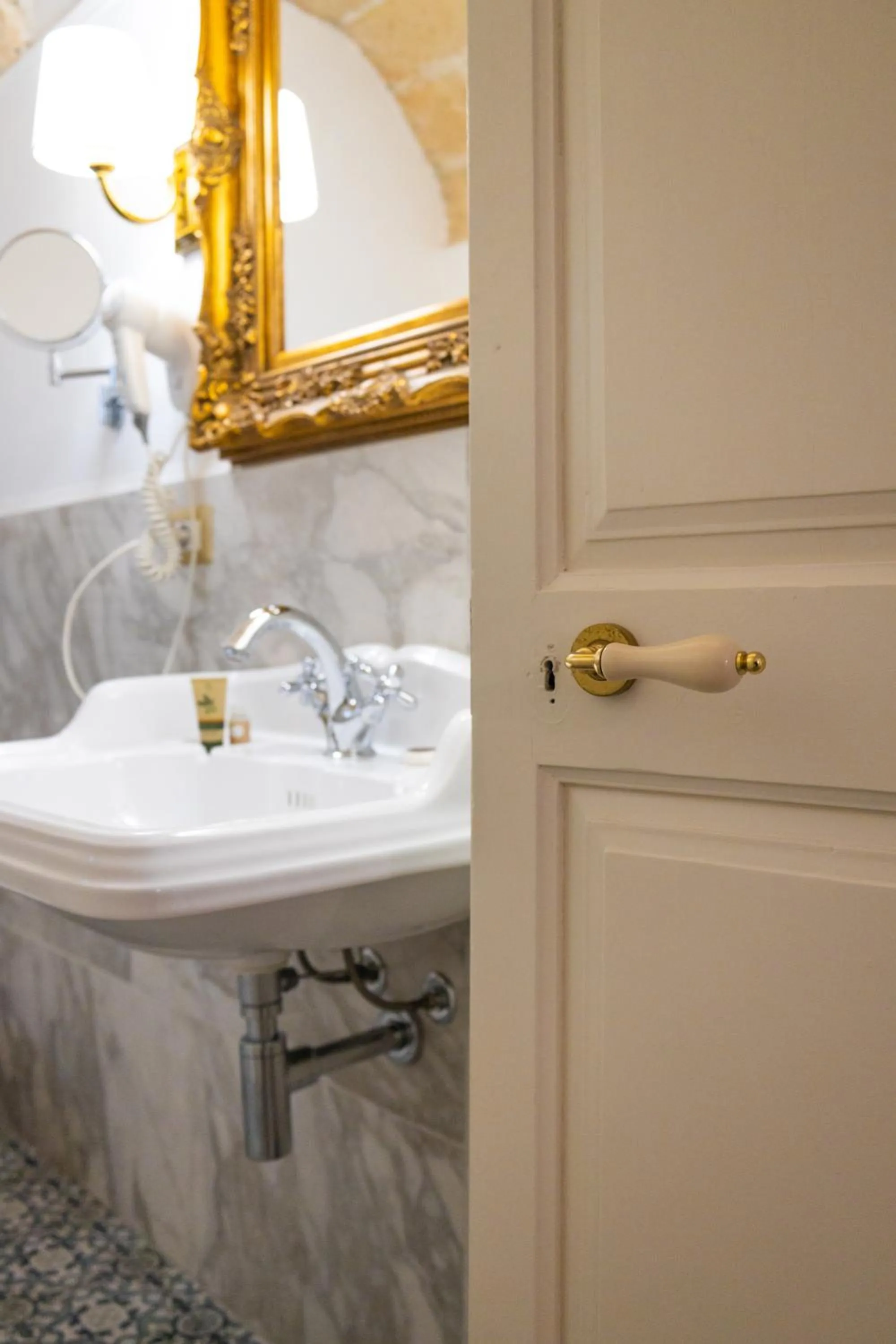 Bathroom in Villa Scinata Dimora Storica