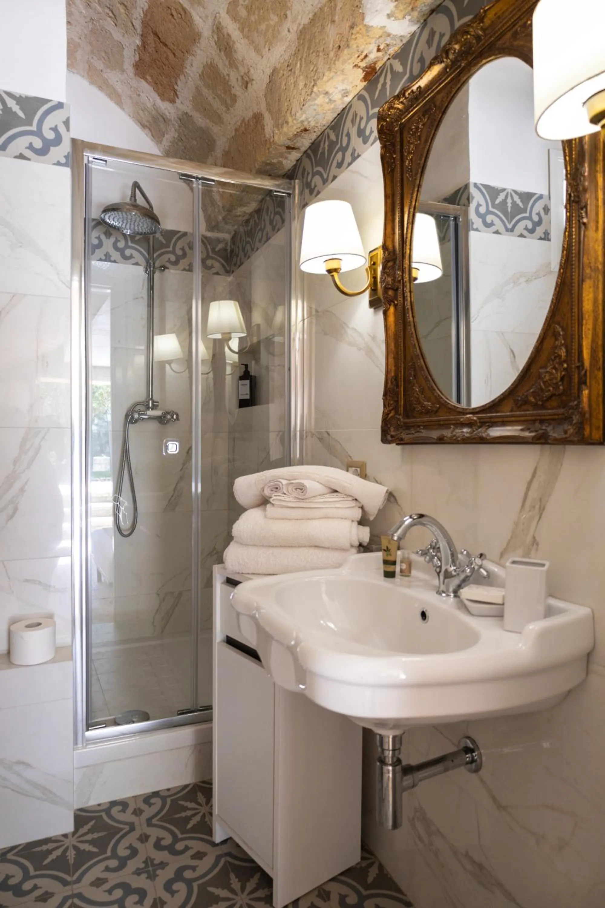 Bathroom in Villa Scinata Dimora Storica