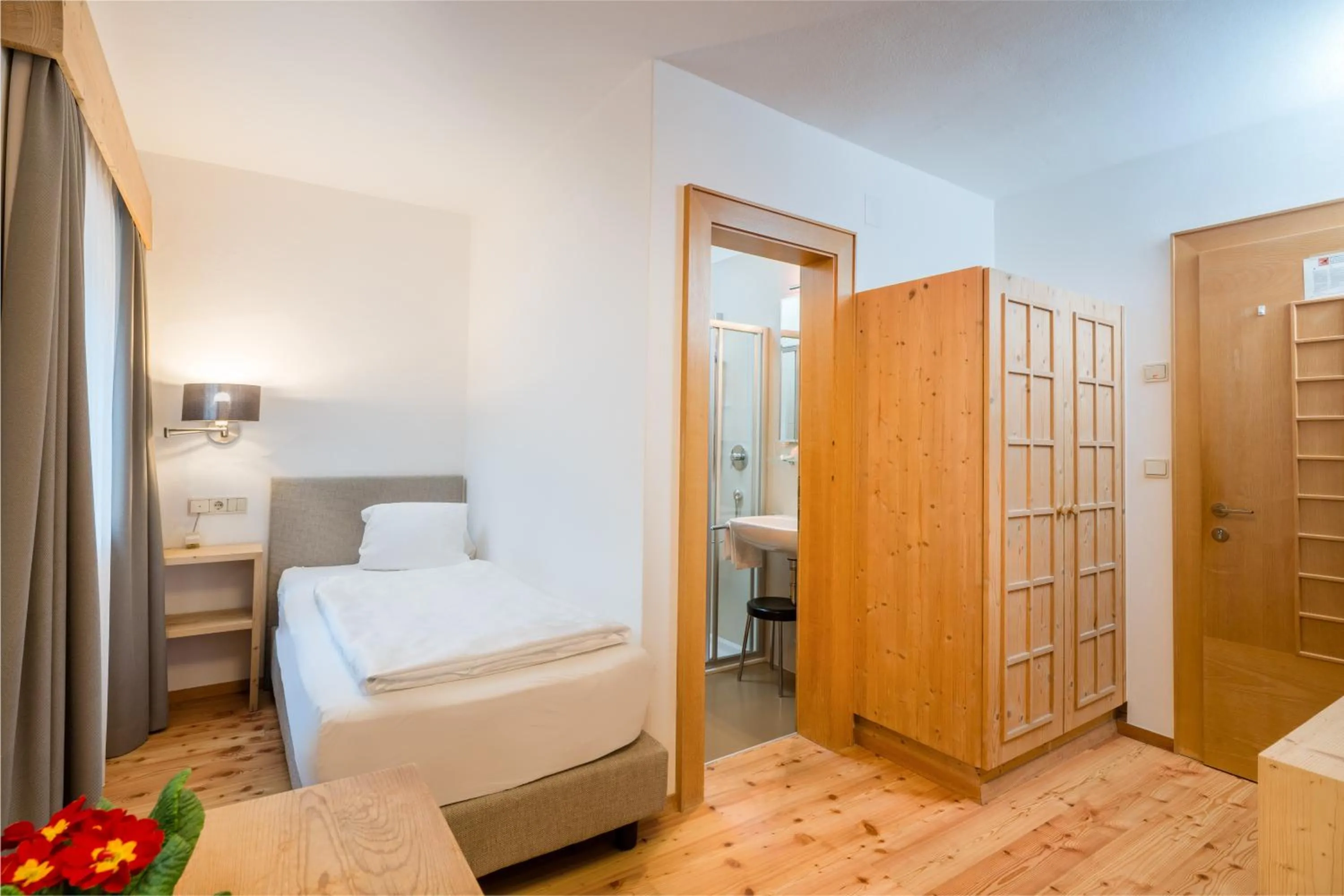 Single Room in Hotel Greif