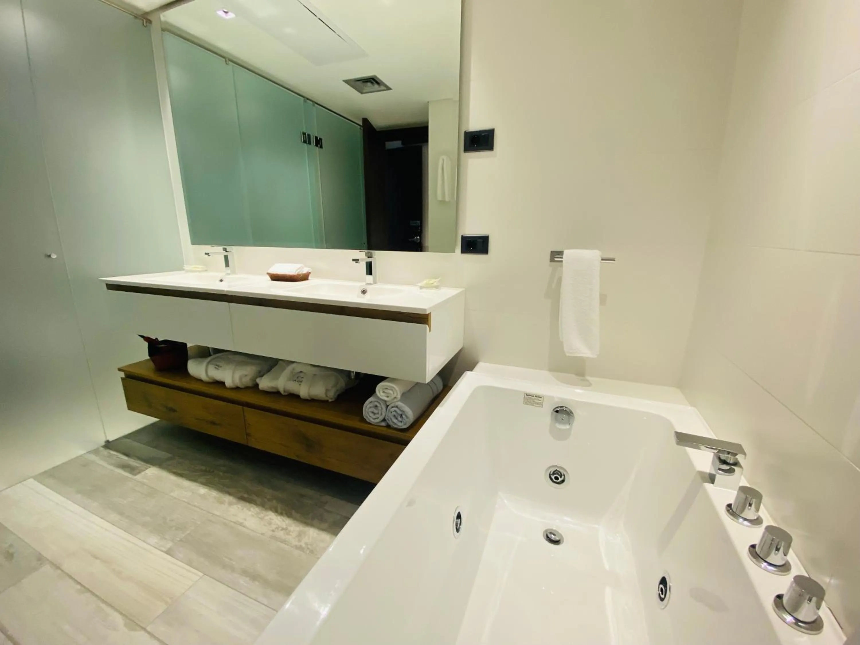 Hot Tub in La Capilla - Punta del Este