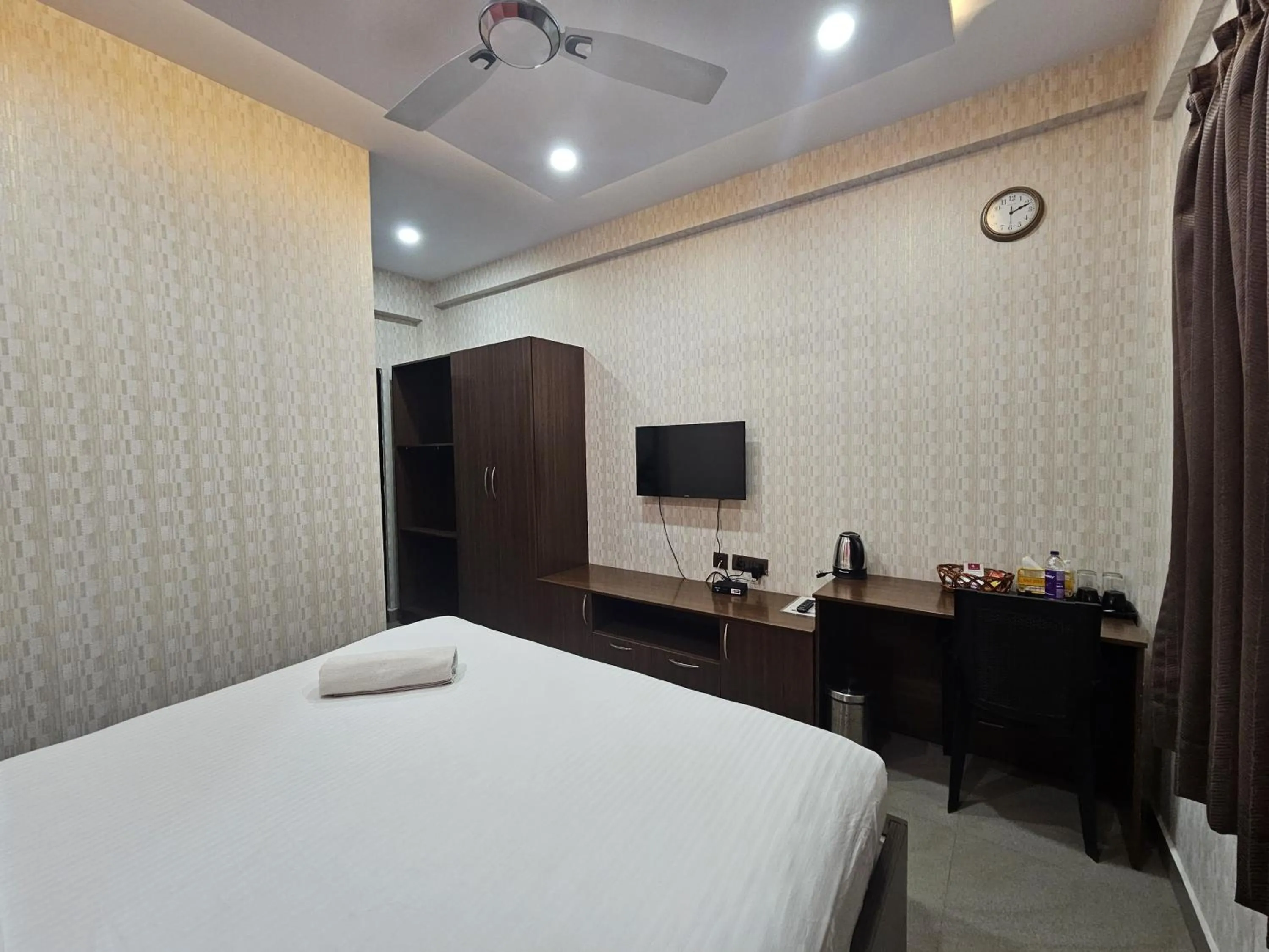 TV and multimedia, Bed in The Urban Nest