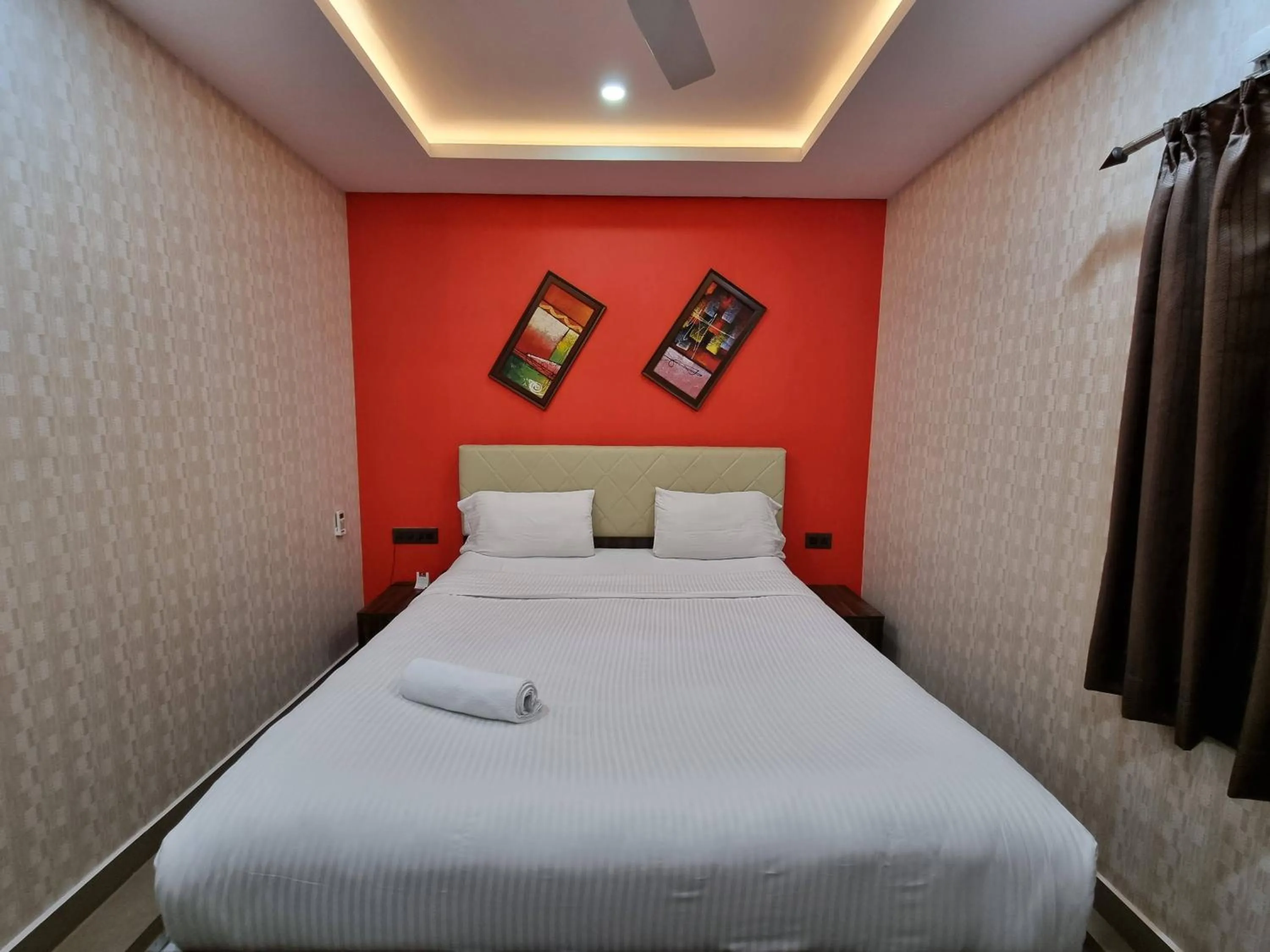 Photo of the whole room, Bed in The Urban Nest