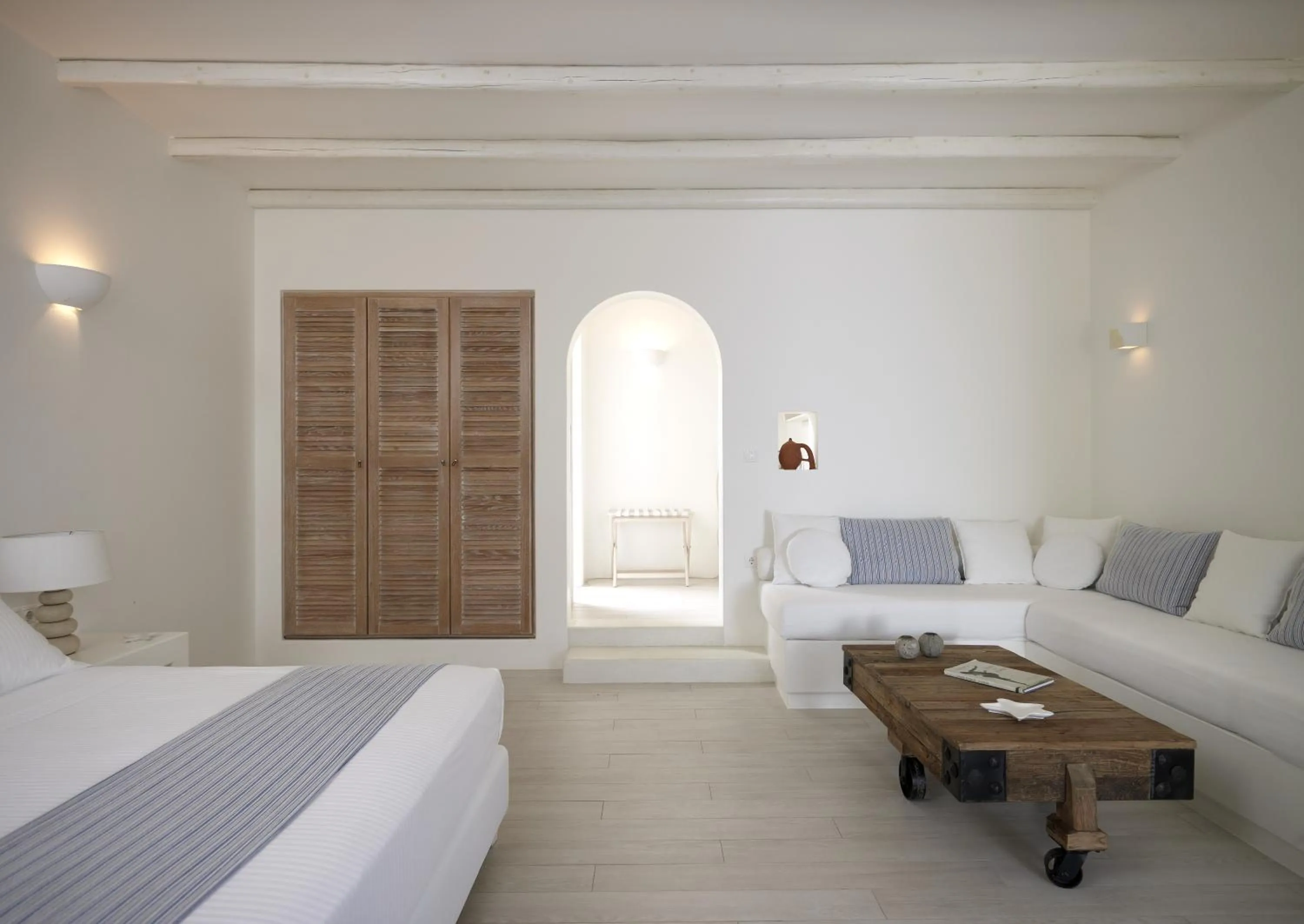 Living room, Bed in Villa Marandi Luxury Suites