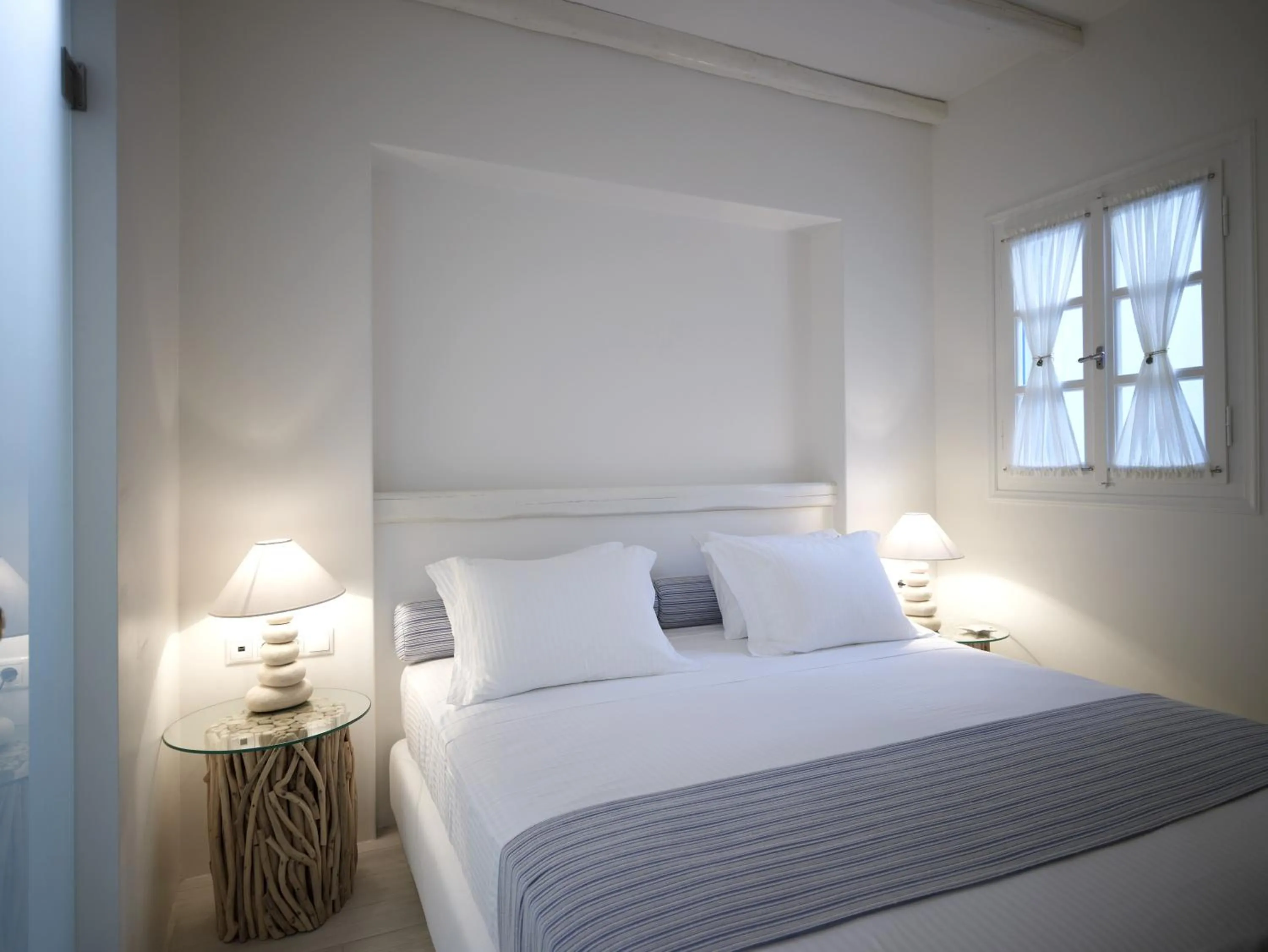 Bed in Villa Marandi Luxury Suites