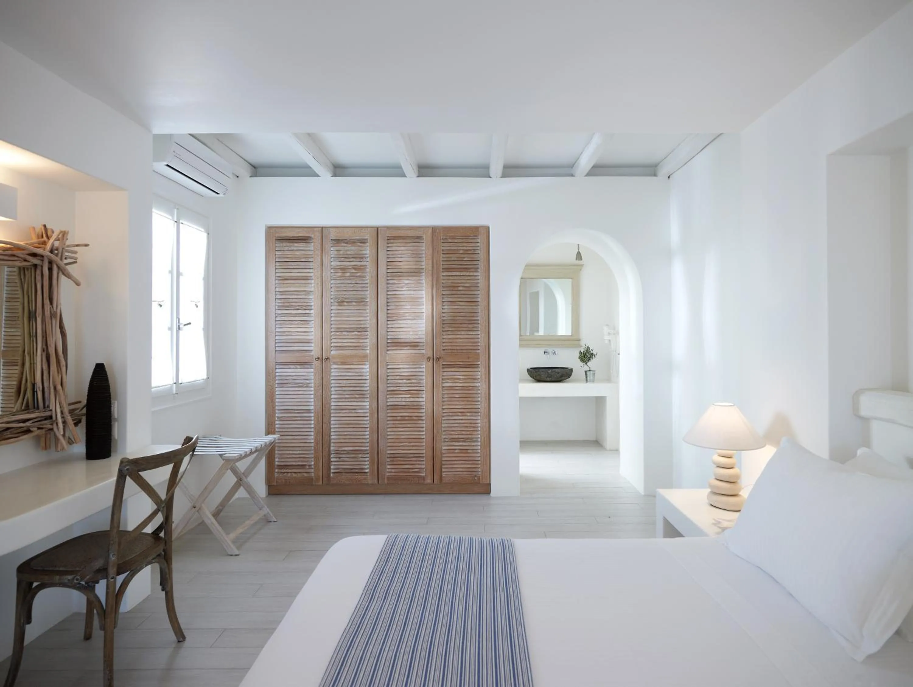 Bed in Villa Marandi Luxury Suites