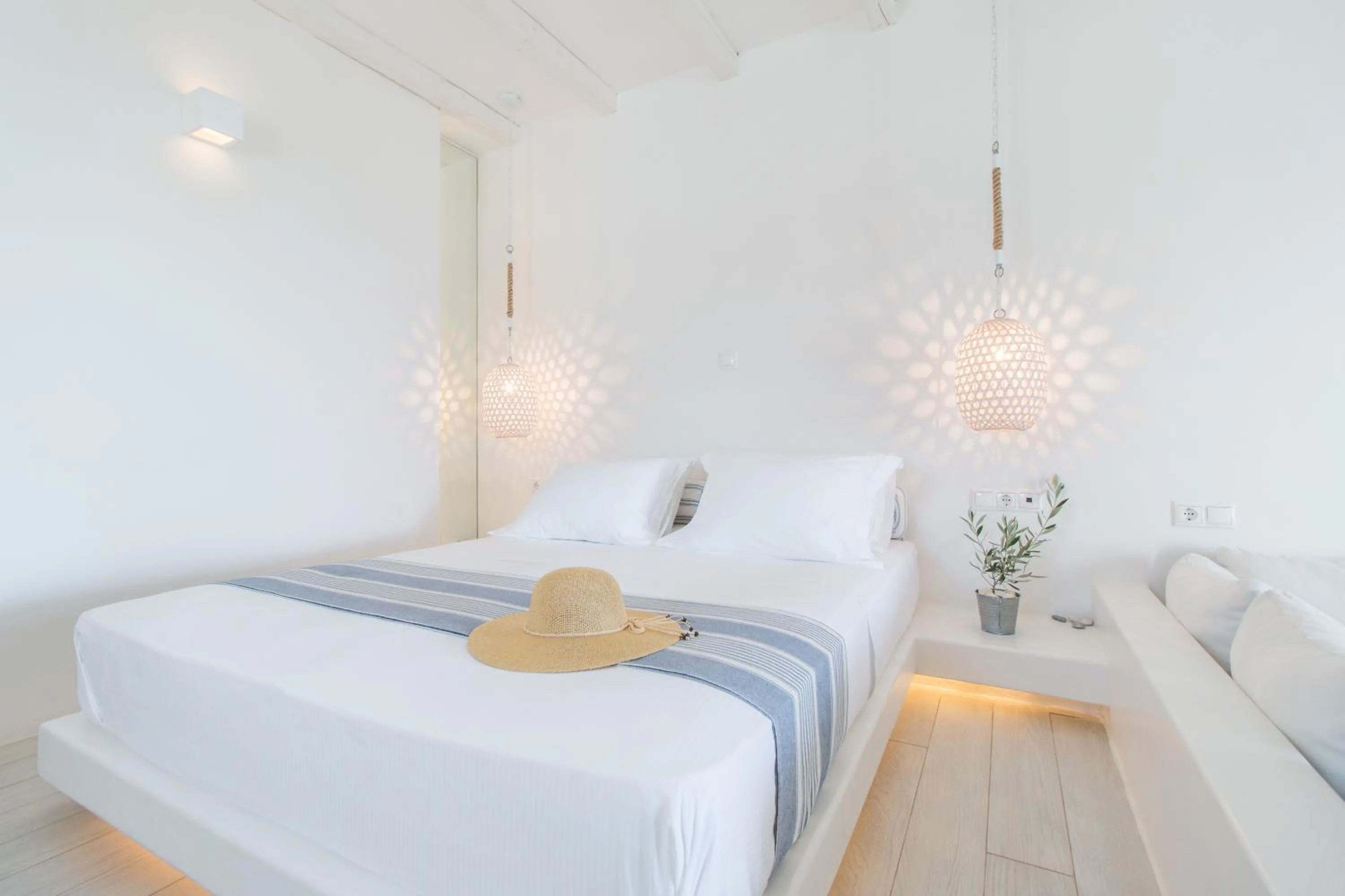 Bed in Villa Marandi Luxury Suites