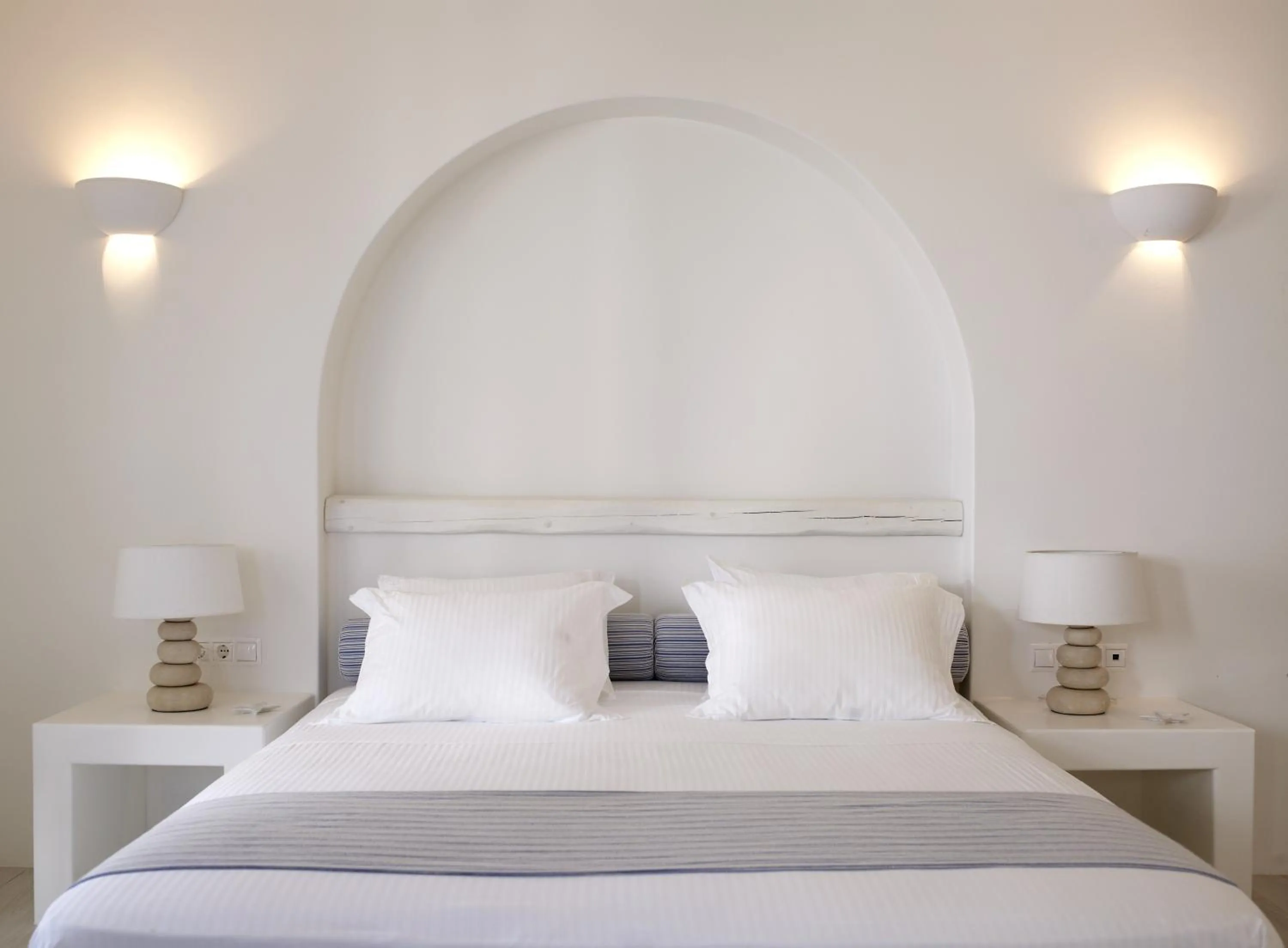 Bed in Villa Marandi Luxury Suites