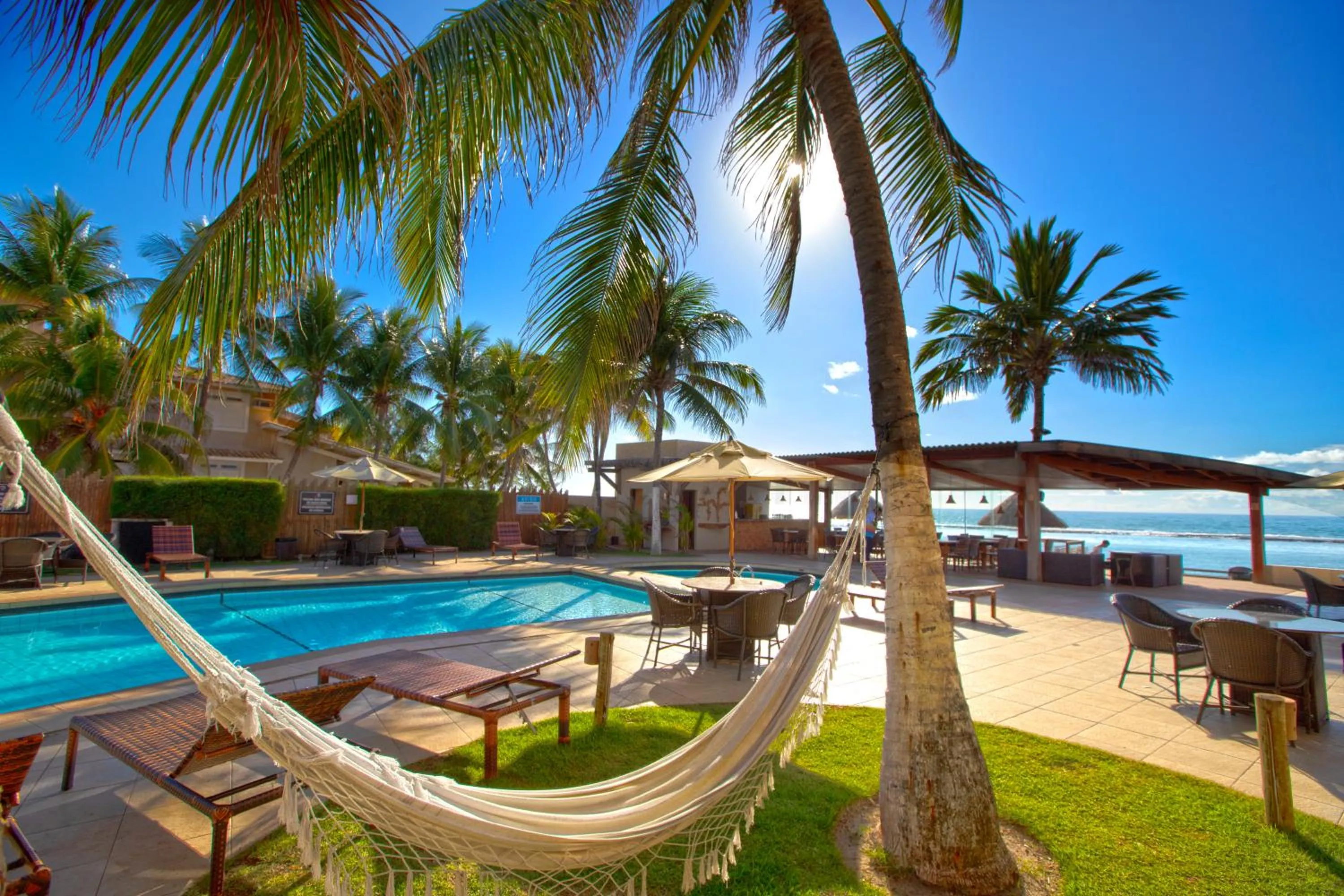 Swimming pool in Village Barra Hotel