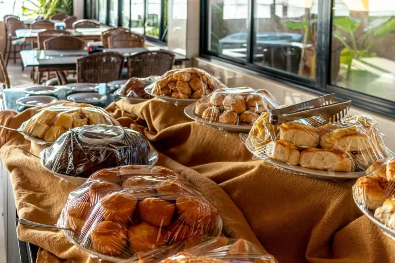 Restaurant/places to eat in Village Barra Hotel Restaurant/places to eat in Village Barra Hotel